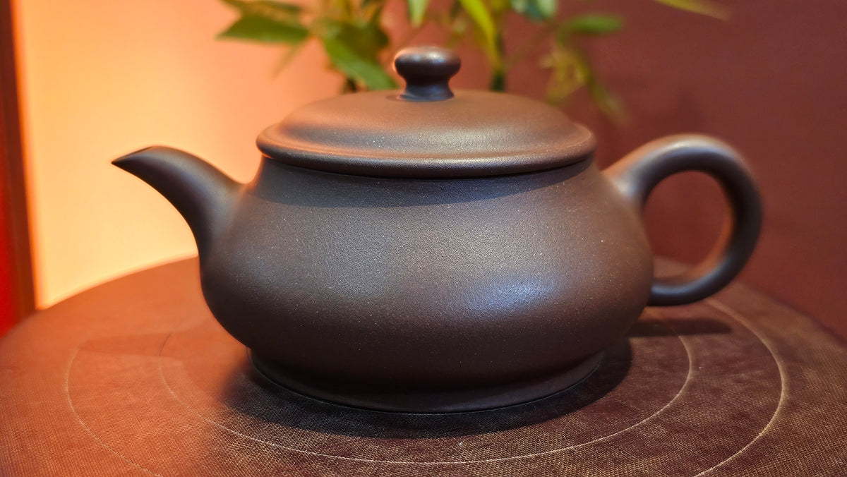 Ming Lu 明炉, 167.6ml, DiCaoQing ZiNi 老紫泥, by our Collaborative Craftsma ...