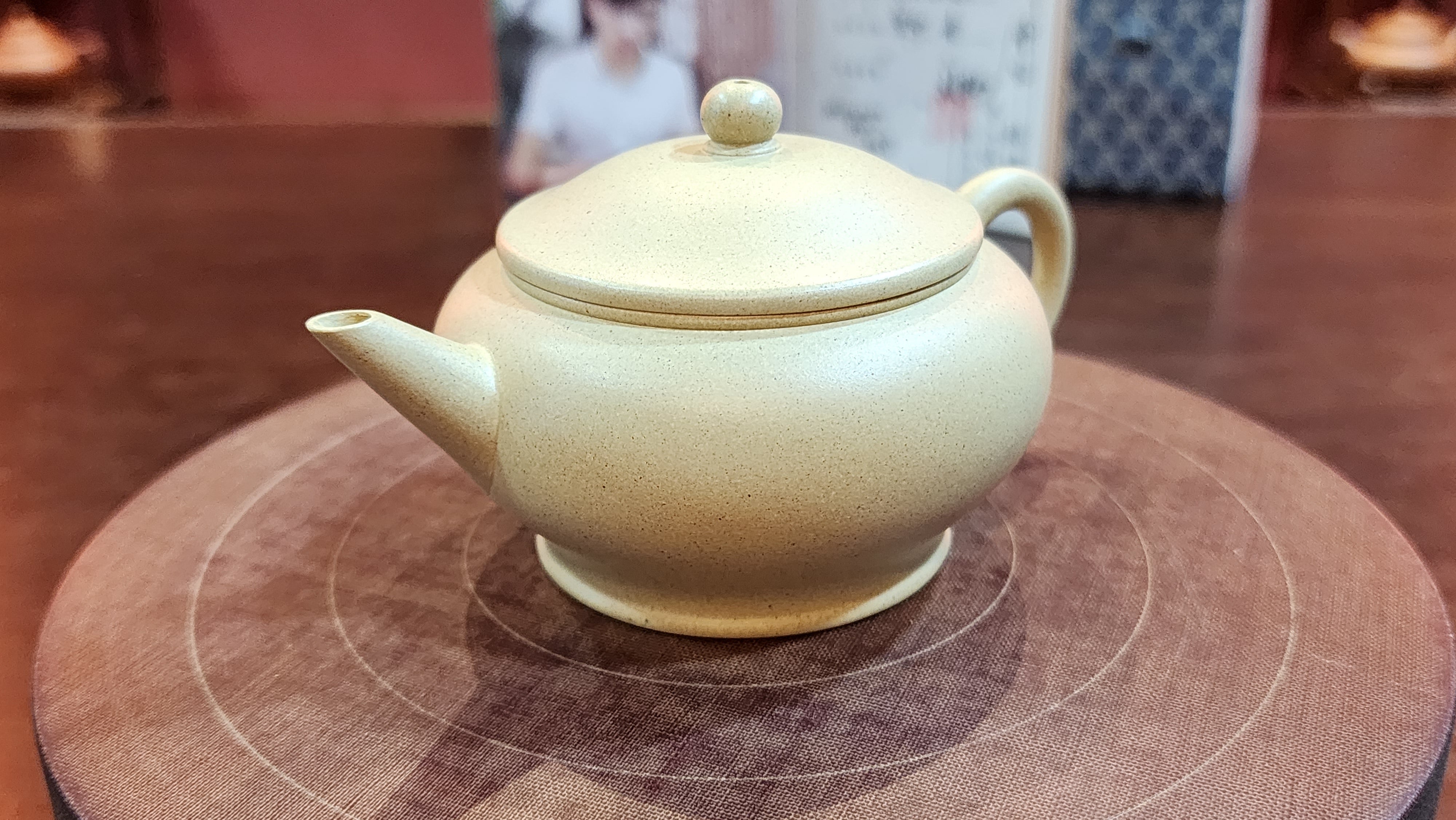 Shui Ping : Special : Exquisite *Thin-Walled*, 100% BenShan LüNi, SHUI PING Pot, 薄胎, 本山绿泥, 水平壶  made by L4 Assoc Master Artist Zhang Ke 助理工艺美术师, 张轲。- commissioned in Feb 2023 for our Italian Tea Master and Professor at University of Milan.