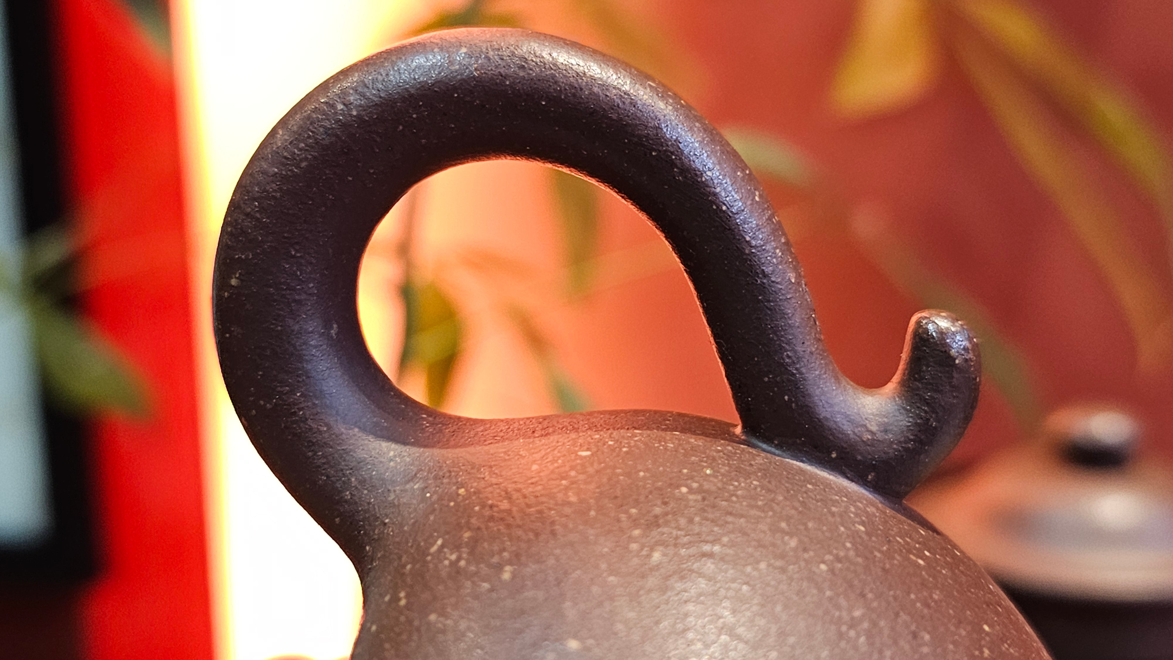 Lian Zi 莲子, 265.2ml, Lao Zi Ni 老紫泥 (Particular High Graininess, and Low Sieve Count), by Craftsman Chen Fa Chu 陈法初。