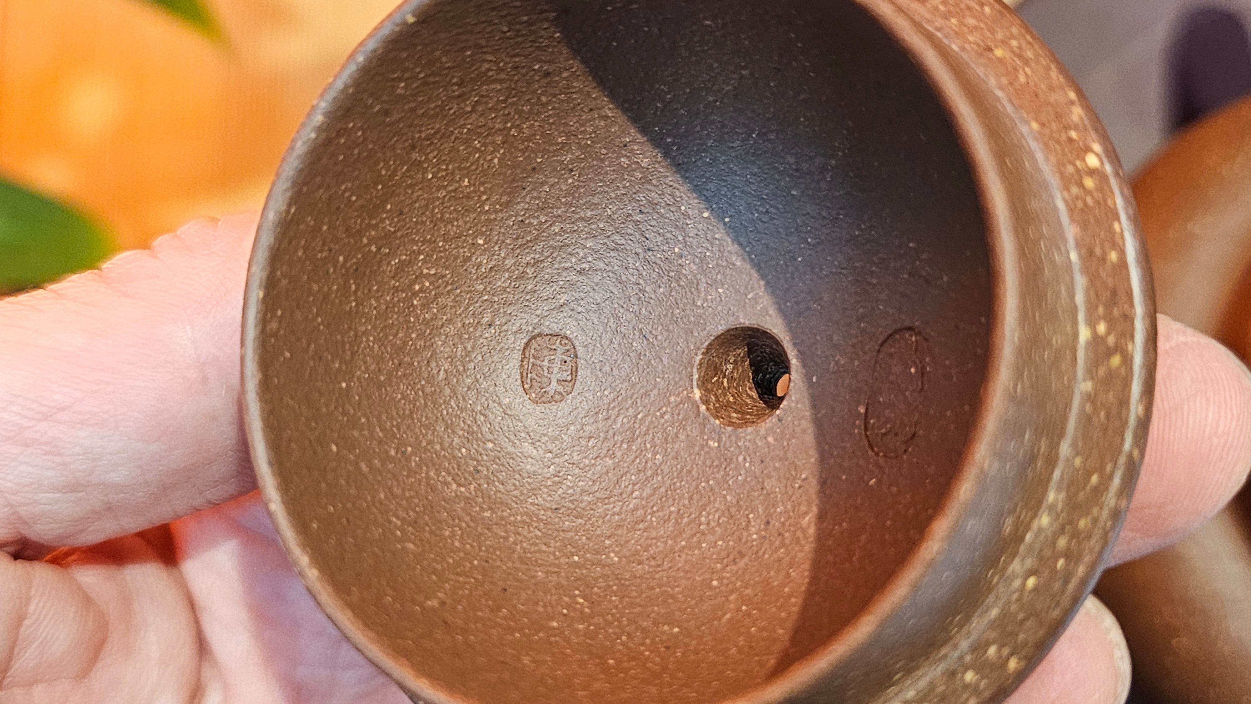 Lian Zi 莲子, 265.2ml, Lao Zi Ni 老紫泥 (Particular High Graininess, and Low Sieve Count), by Craftsman Chen Fa Chu 陈法初。