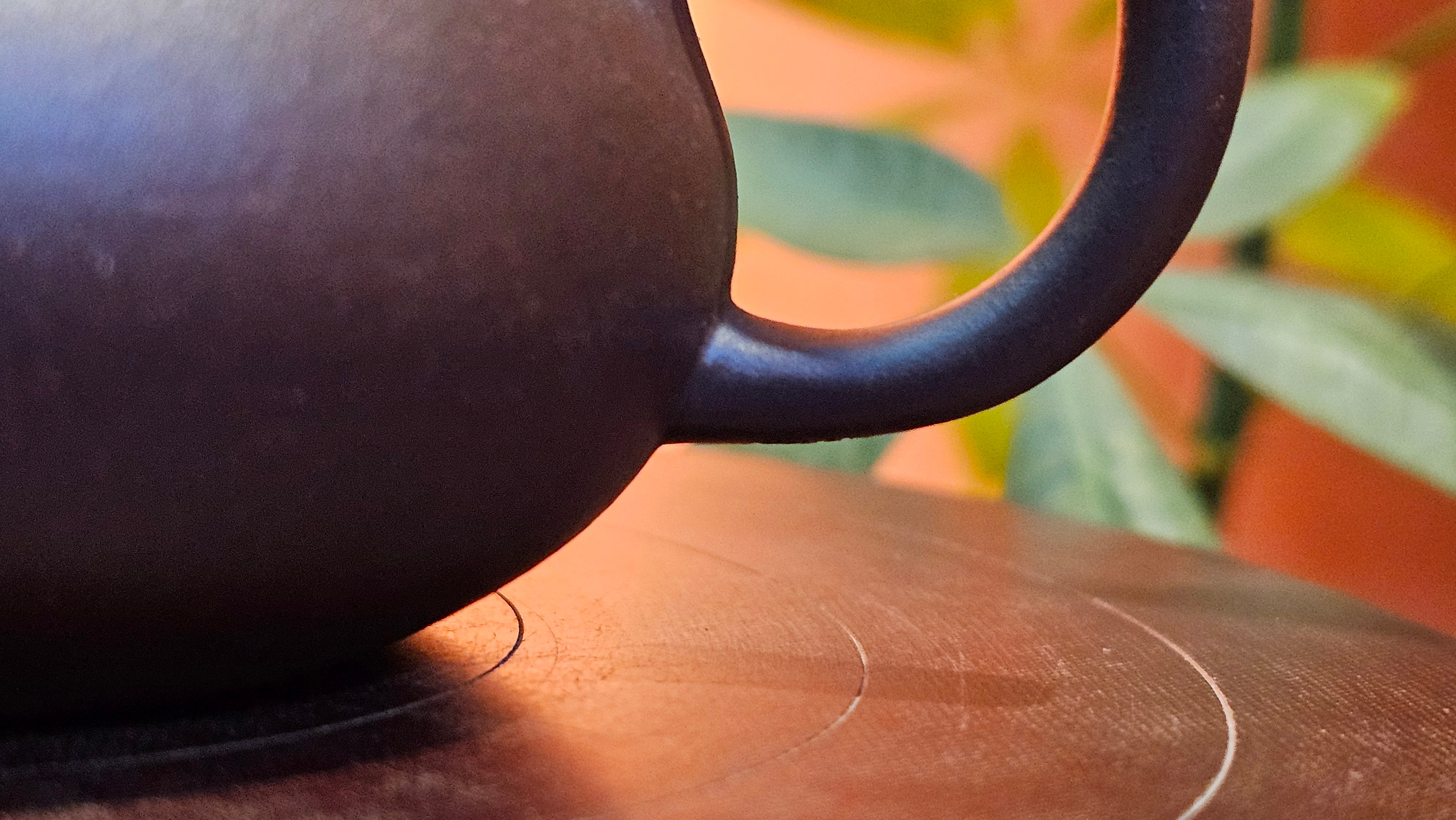 Jun De 君德, 190.2ml, Di Cao Qing Zi Ni 底槽青紫泥, by Craftsman Gu Xiao Ming 顾小明。