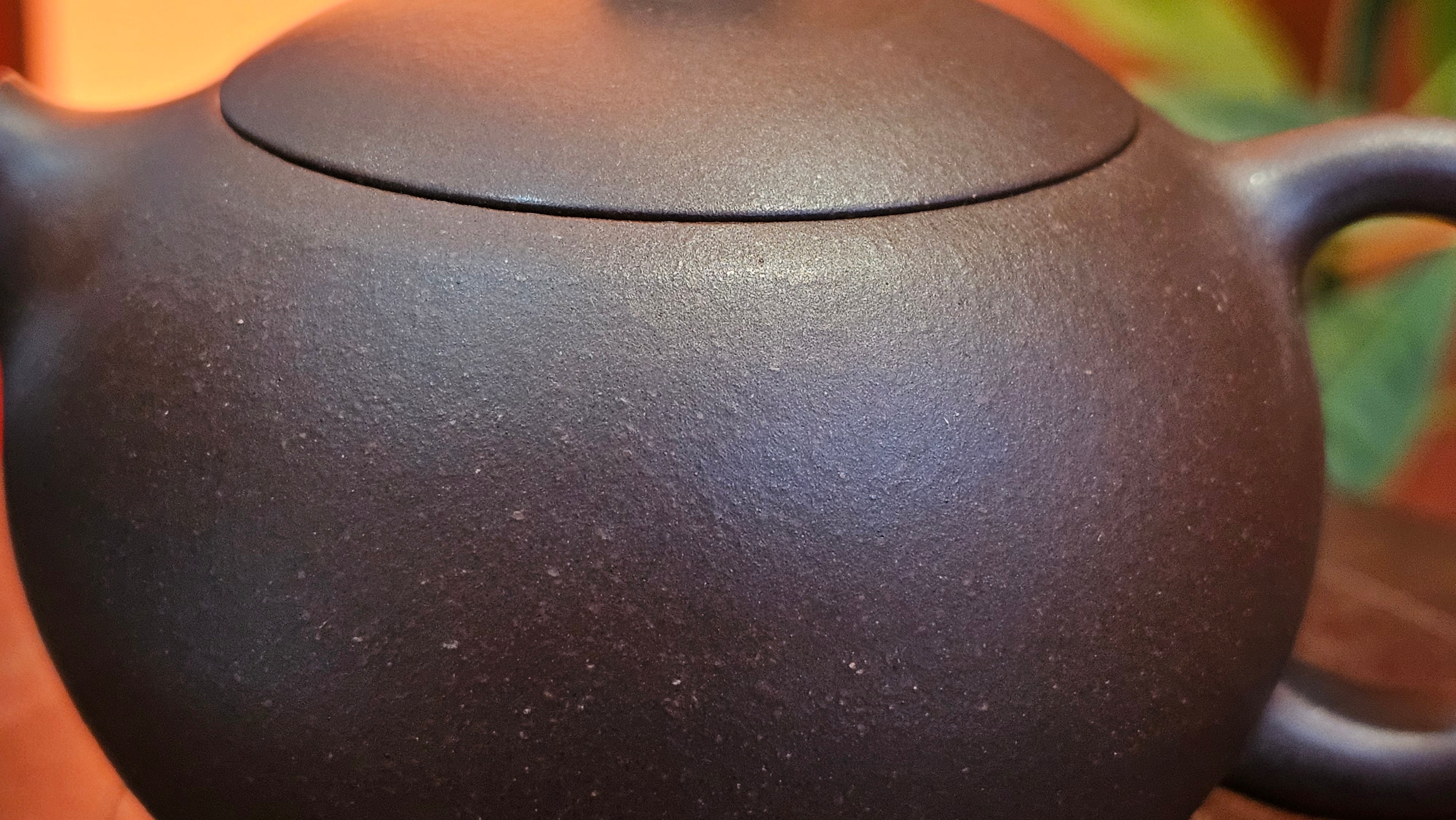 Xi Shi 西施, 156.8ml, Lao Zi Ni 老紫泥, by Craftsman Gu Xiao Ming 顾小明。