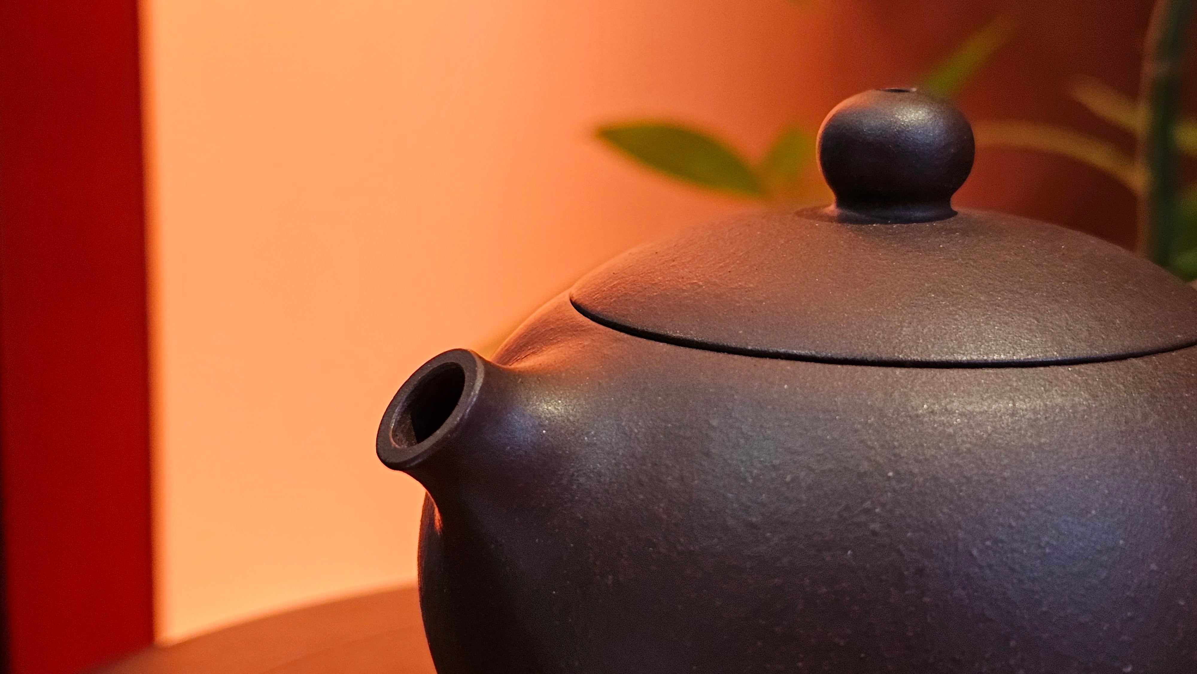 Xi Shi 西施, 156.8ml, Lao Zi Ni 老紫泥, by Craftsman Gu Xiao Ming 顾小明。