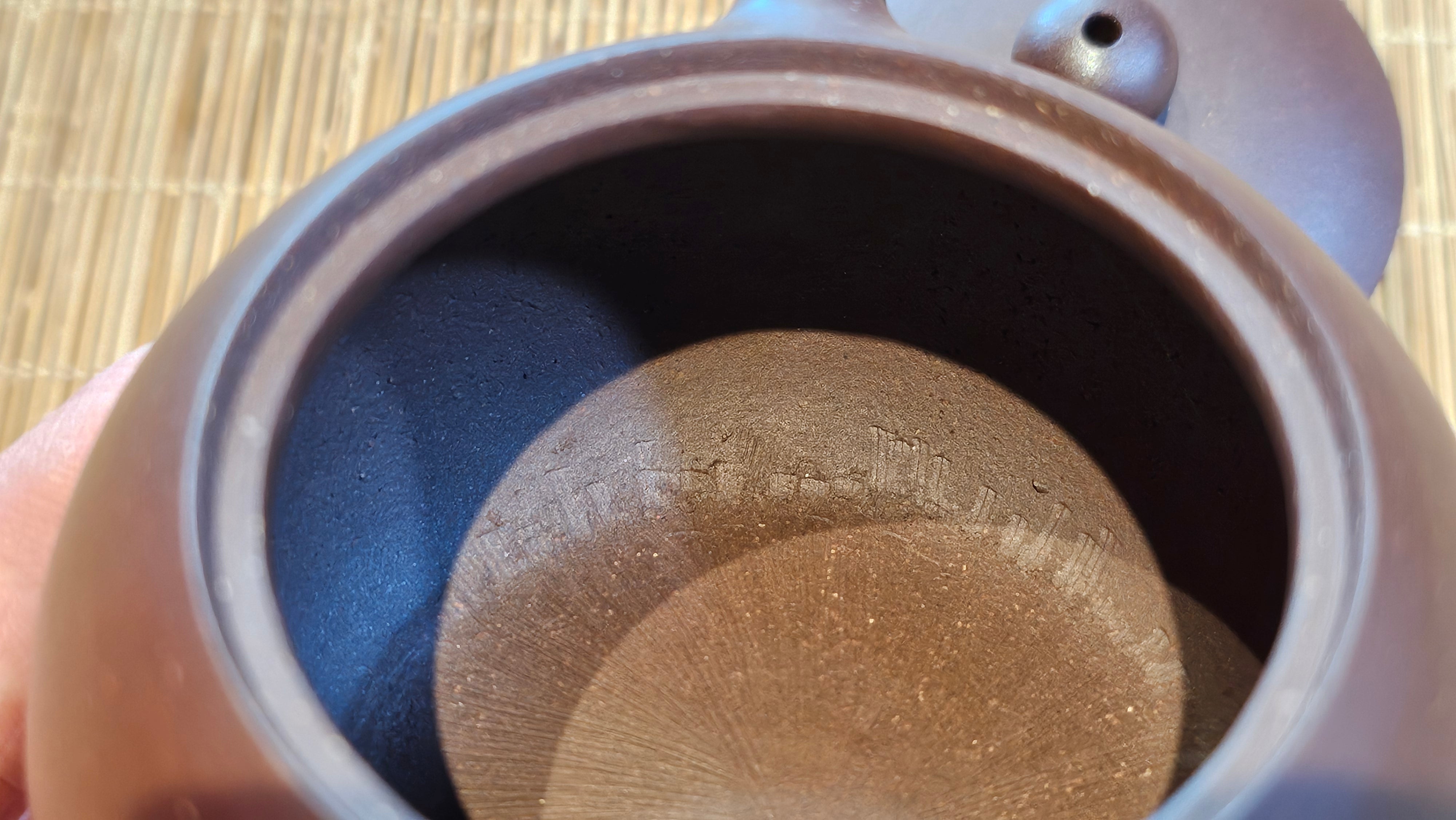 Xi Shi 西施, 156.8ml, Lao Zi Ni 老紫泥, by Craftsman Gu Xiao Ming 顾小明。