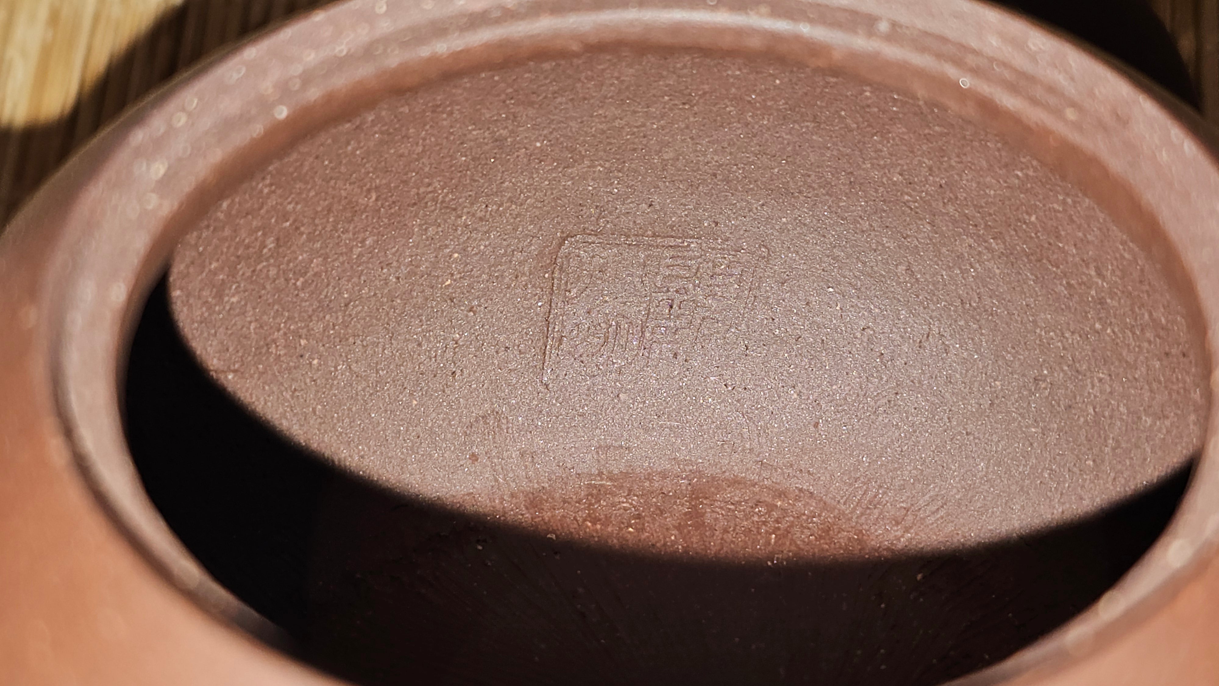 Xi Shi 西施, 156.8ml, Lao Zi Ni 老紫泥, by Craftsman Gu Xiao Ming 顾小明。