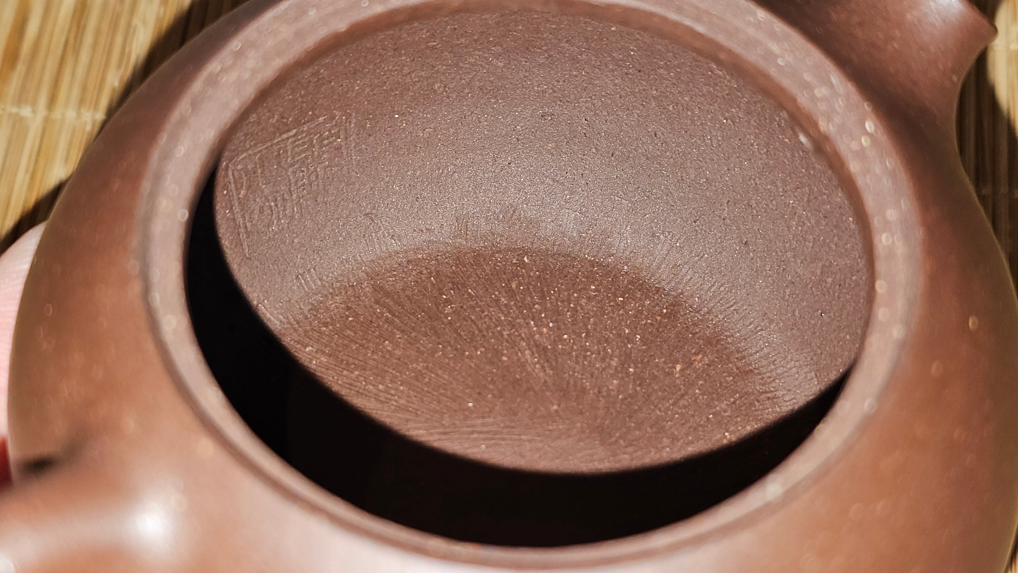 Xi Shi 西施, 156.8ml, Lao Zi Ni 老紫泥, by Craftsman Gu Xiao Ming 顾小明。