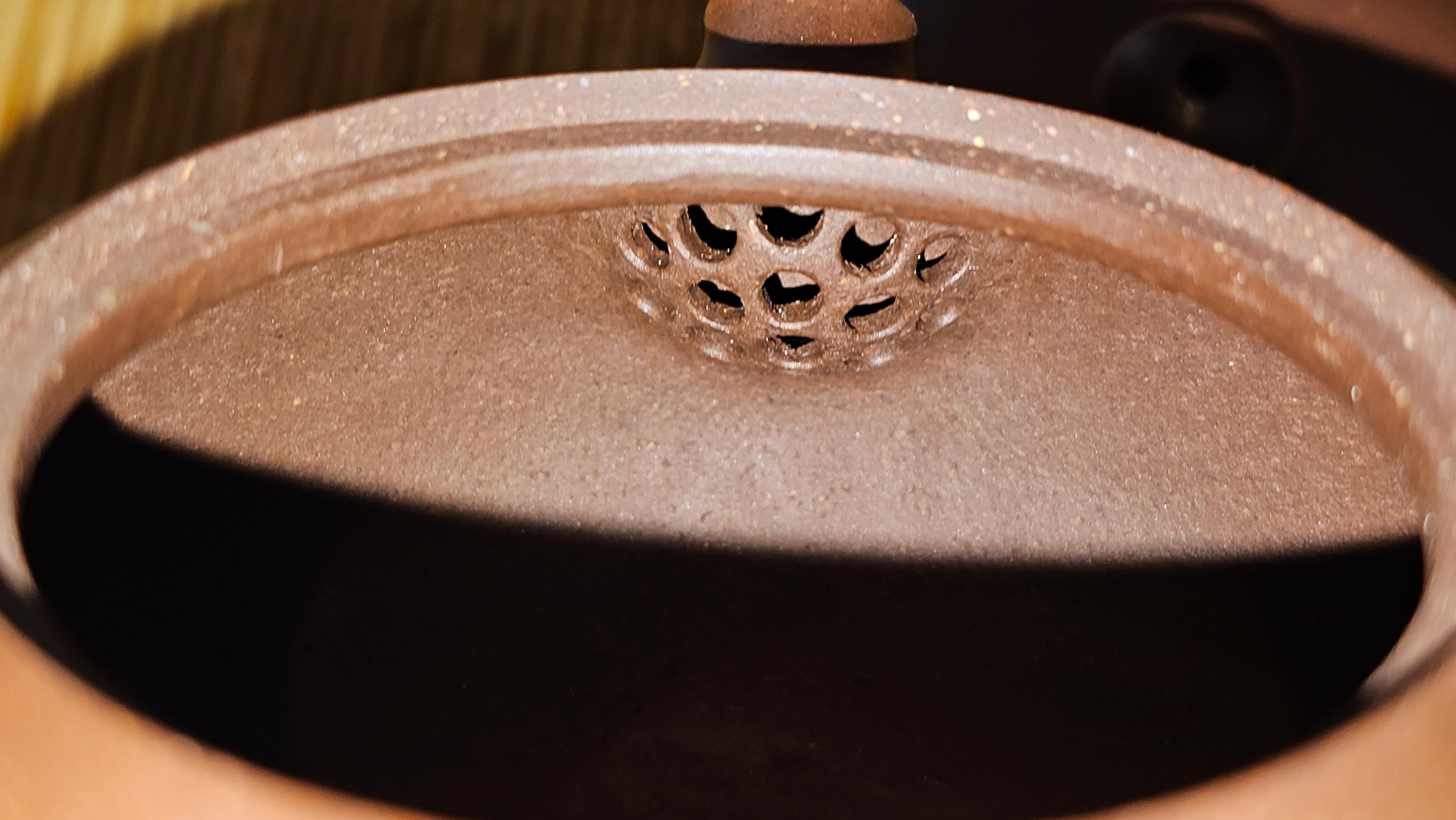 Xi Shi 西施, 156.8ml, Lao Zi Ni 老紫泥, by Craftsman Gu Xiao Ming 顾小明。