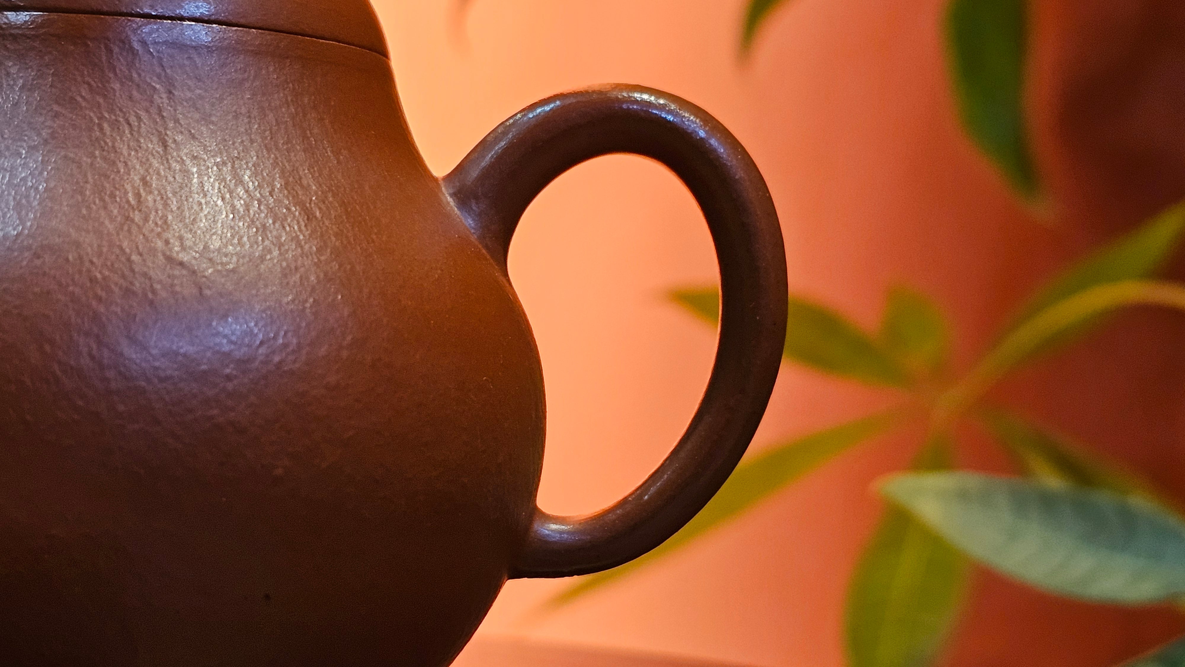 Qiu Shui 秋水 ~ "Autumn Waters" , 126.1ml, Xiao Mei Yao Zhu Ni 小煤窑朱泥,  by our Collaborative Senior Craftsman Wang Hui 王慧。