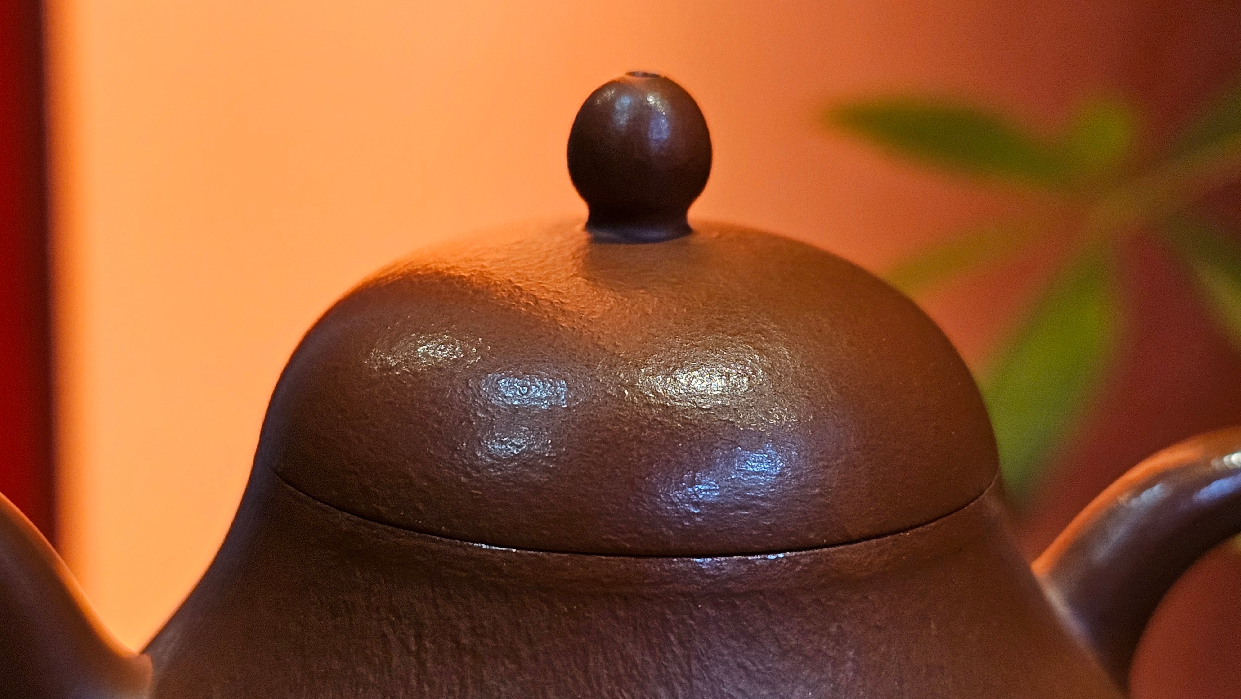 Qiu Shui 秋水 ~ "Autumn Waters" , 126.1ml, Xiao Mei Yao Zhu Ni 小煤窑朱泥,  by our Collaborative Senior Craftsman Wang Hui 王慧。