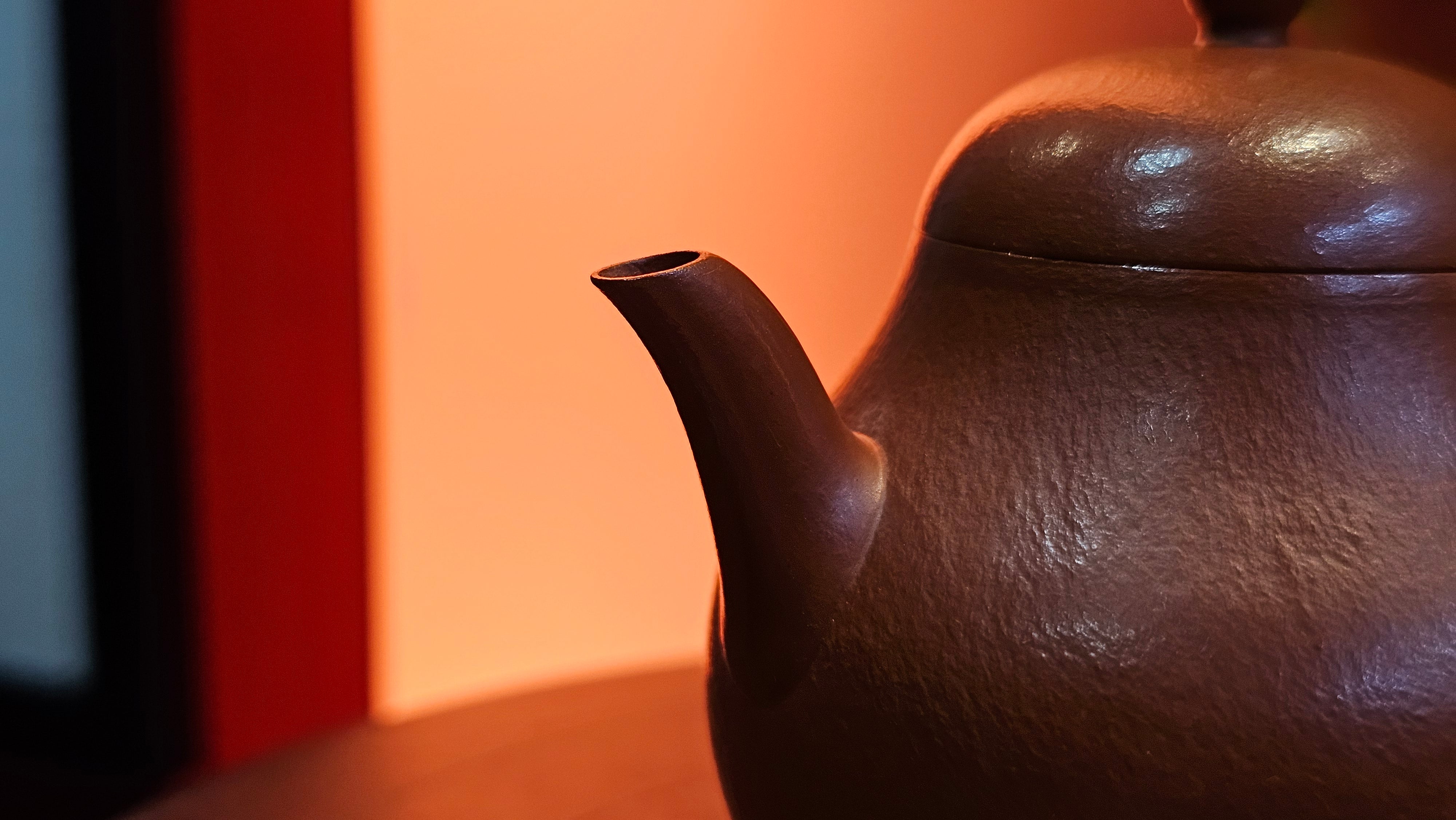 Qiu Shui 秋水 ~ "Autumn Waters" , 126.1ml, Xiao Mei Yao Zhu Ni 小煤窑朱泥,  by our Collaborative Senior Craftsman Wang Hui 王慧。