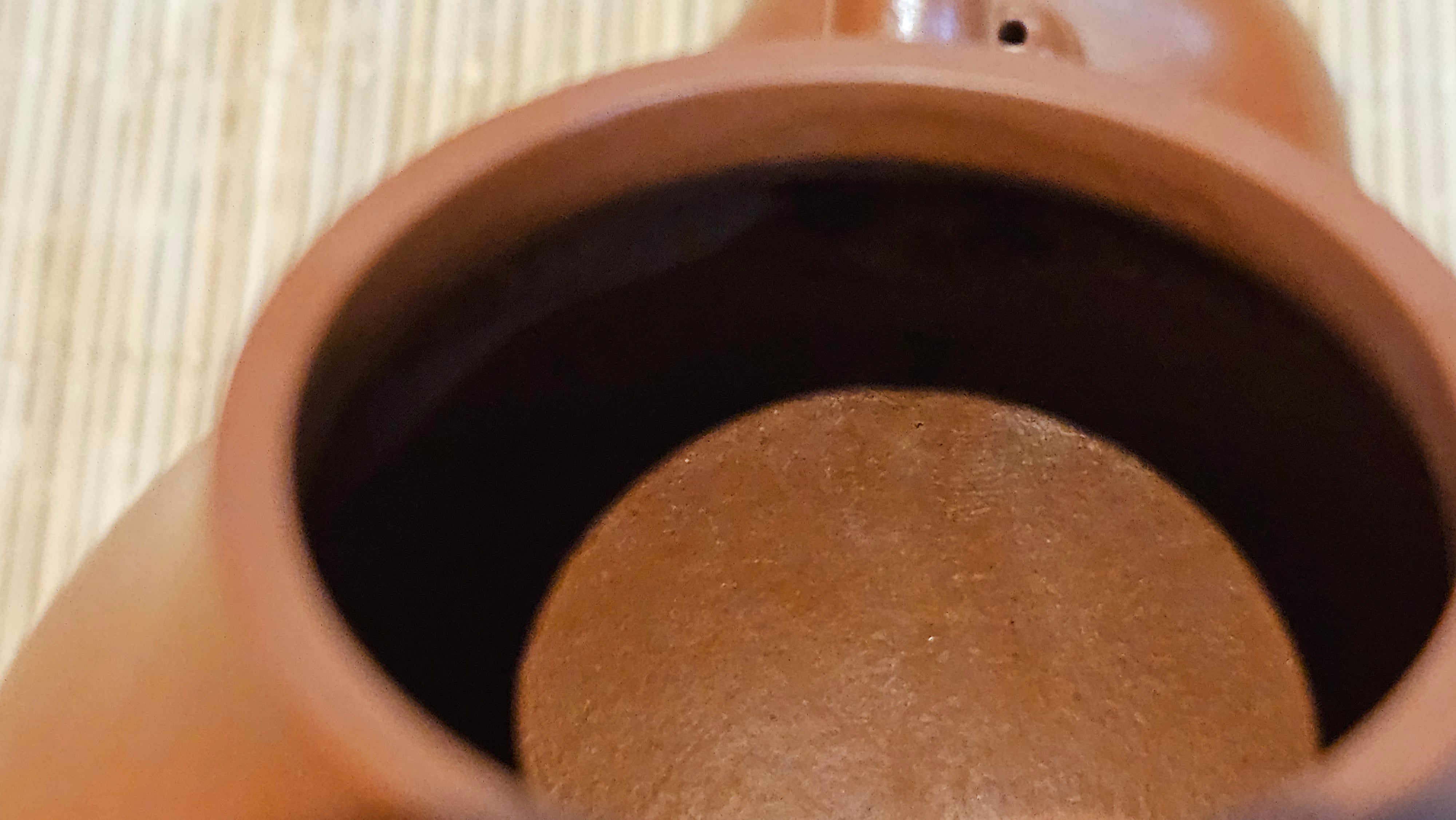 Qiu Shui 秋水 ~ "Autumn Waters" , 126.1ml, Xiao Mei Yao Zhu Ni 小煤窑朱泥,  by our Collaborative Senior Craftsman Wang Hui 王慧。