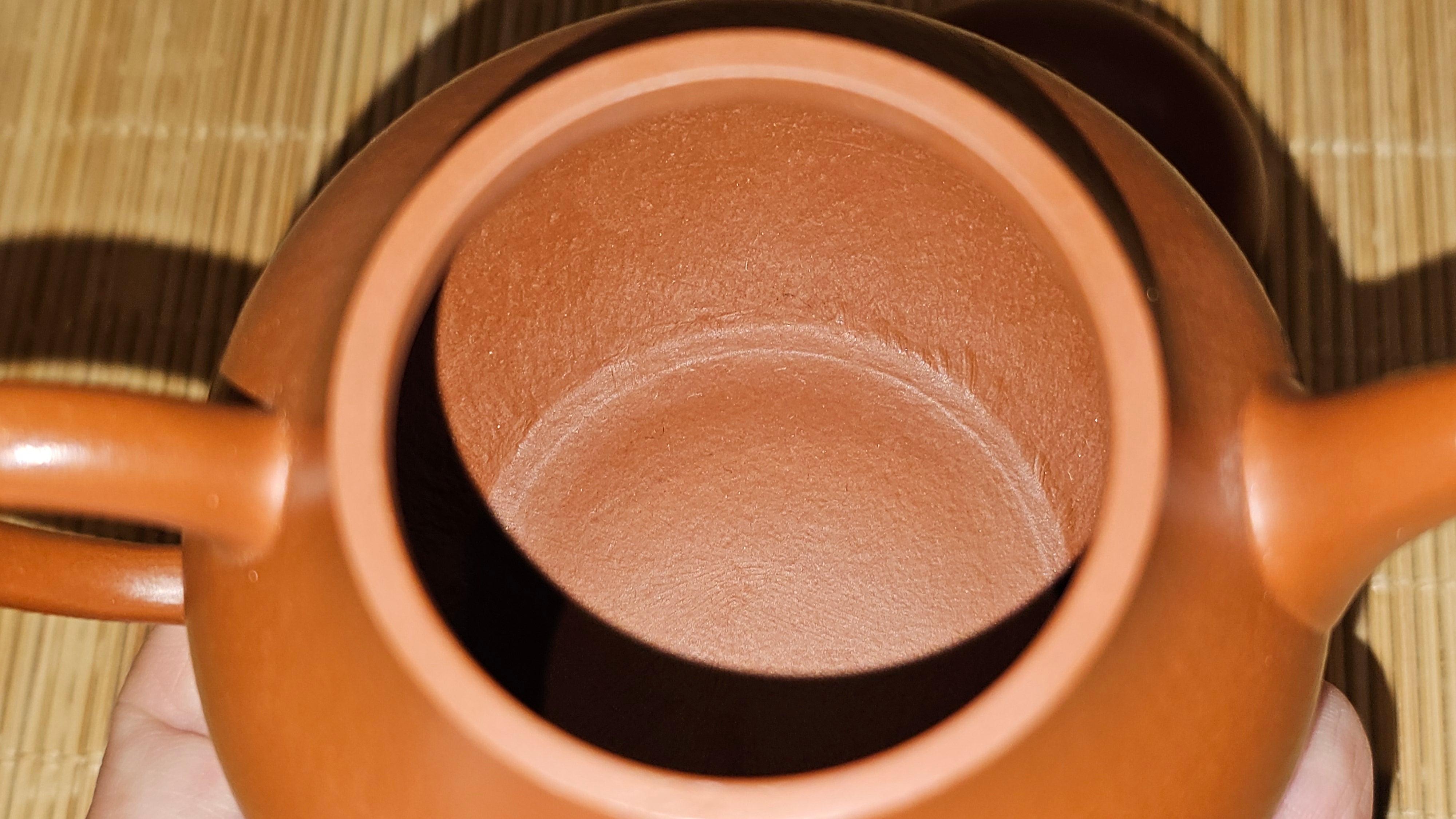 Qiu Shui 秋水 ~ "Autumn Waters" , 126.1ml, Xiao Mei Yao Zhu Ni 小煤窑朱泥,  by our Collaborative Senior Craftsman Wang Hui 王慧。