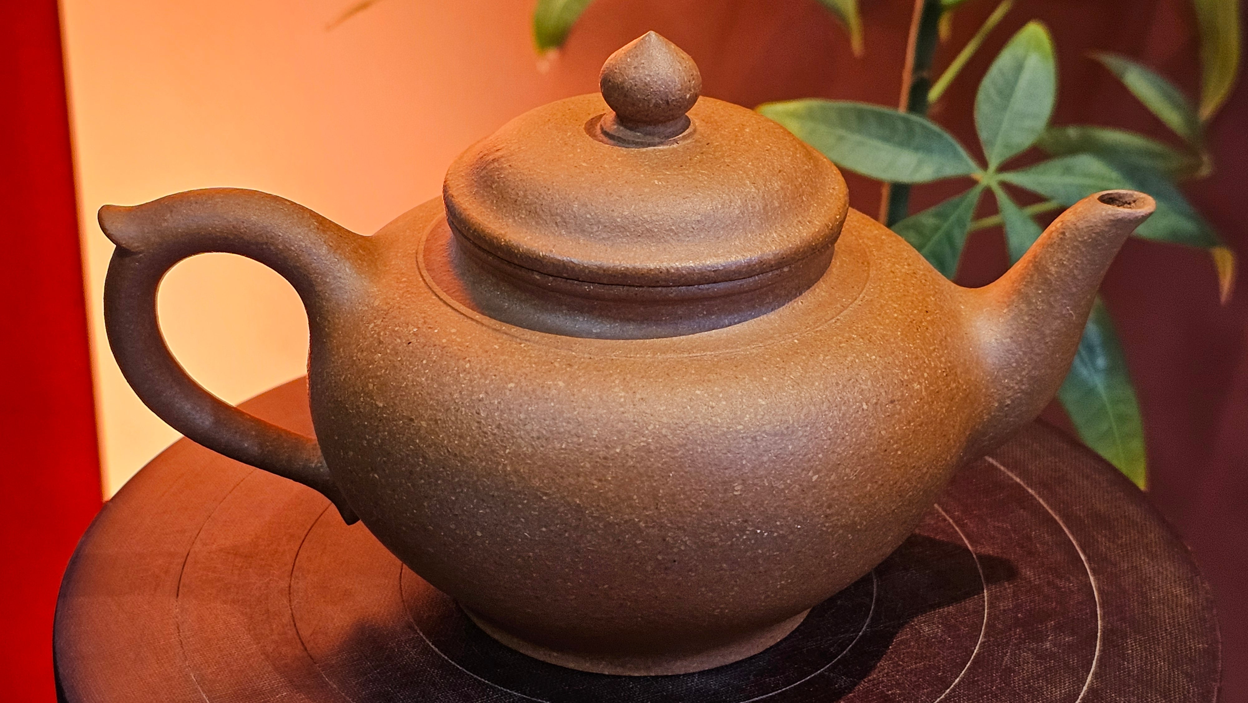 Xiao Ying 笑樱, 275.0ml, Huang Jiang Po Ni 黄降坡泥, by our Collaborative Craftsman Chen Fa Chu 陈法初 ~ Congratulations to Mr R.L., 1802hrs 6th June 2025, Flintridge, CA.