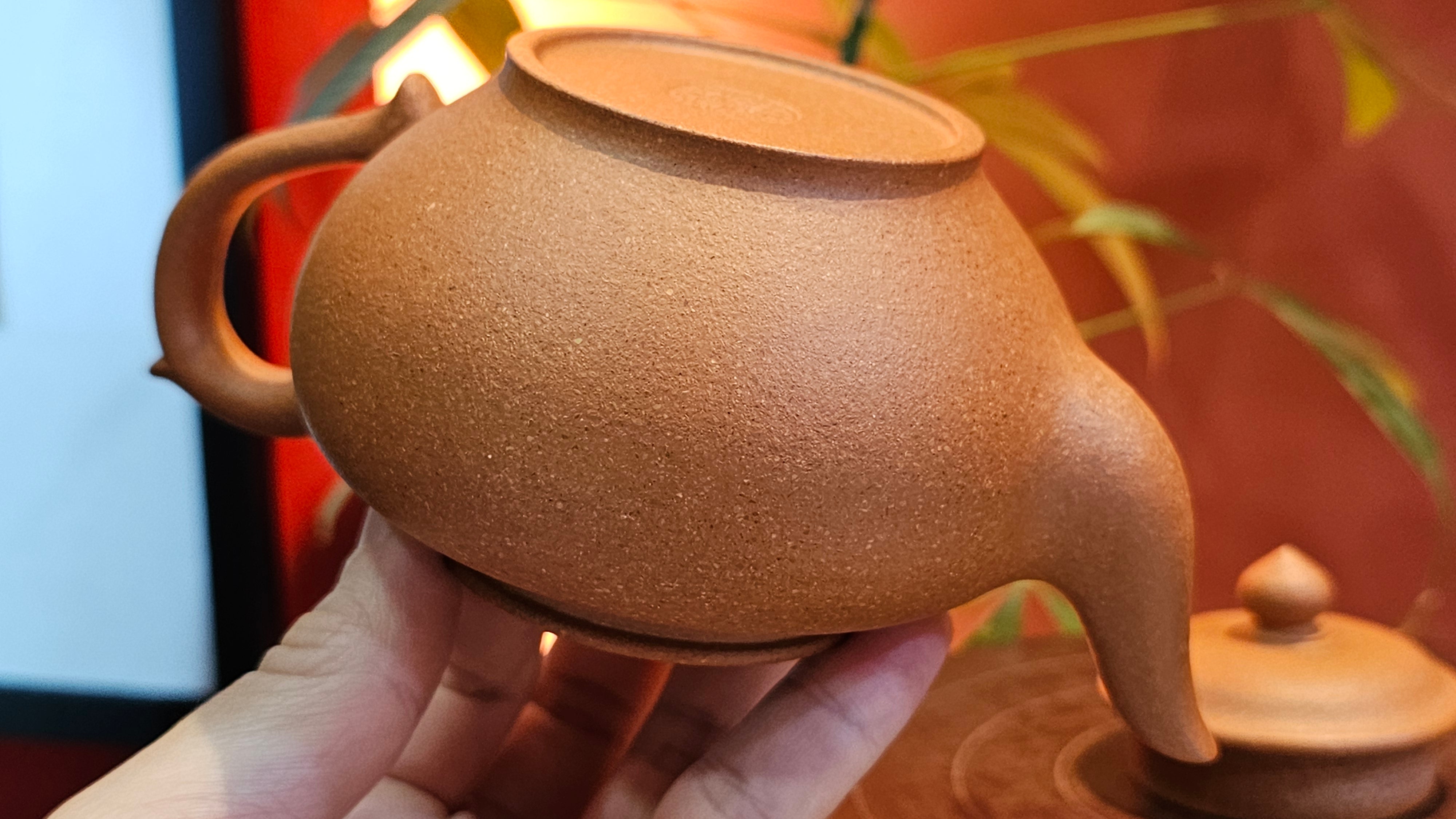 Xiao Ying 笑樱, 275.0ml, Huang Jiang Po Ni 黄降坡泥, by our Collaborative Craftsman Chen Fa Chu 陈法初 ~ Congratulations to Mr R.L., 1802hrs 6th June 2025, Flintridge, CA.