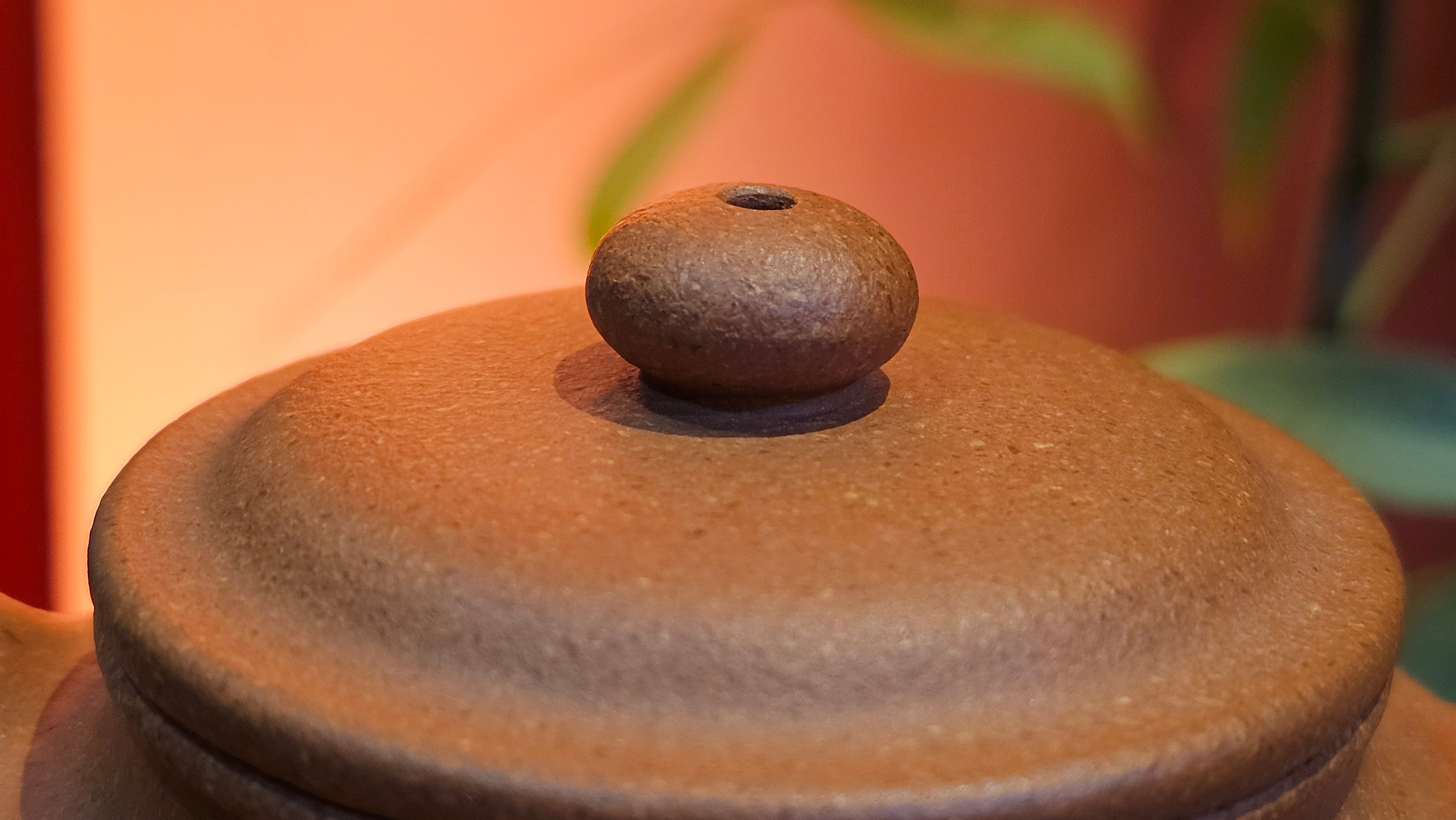 Fang Gu 仿古, 204.5ml, Huang Jiang Po Ni 黄降坡泥, by our Collaborative Craftsman Chen Fa Chu 陈法初 。