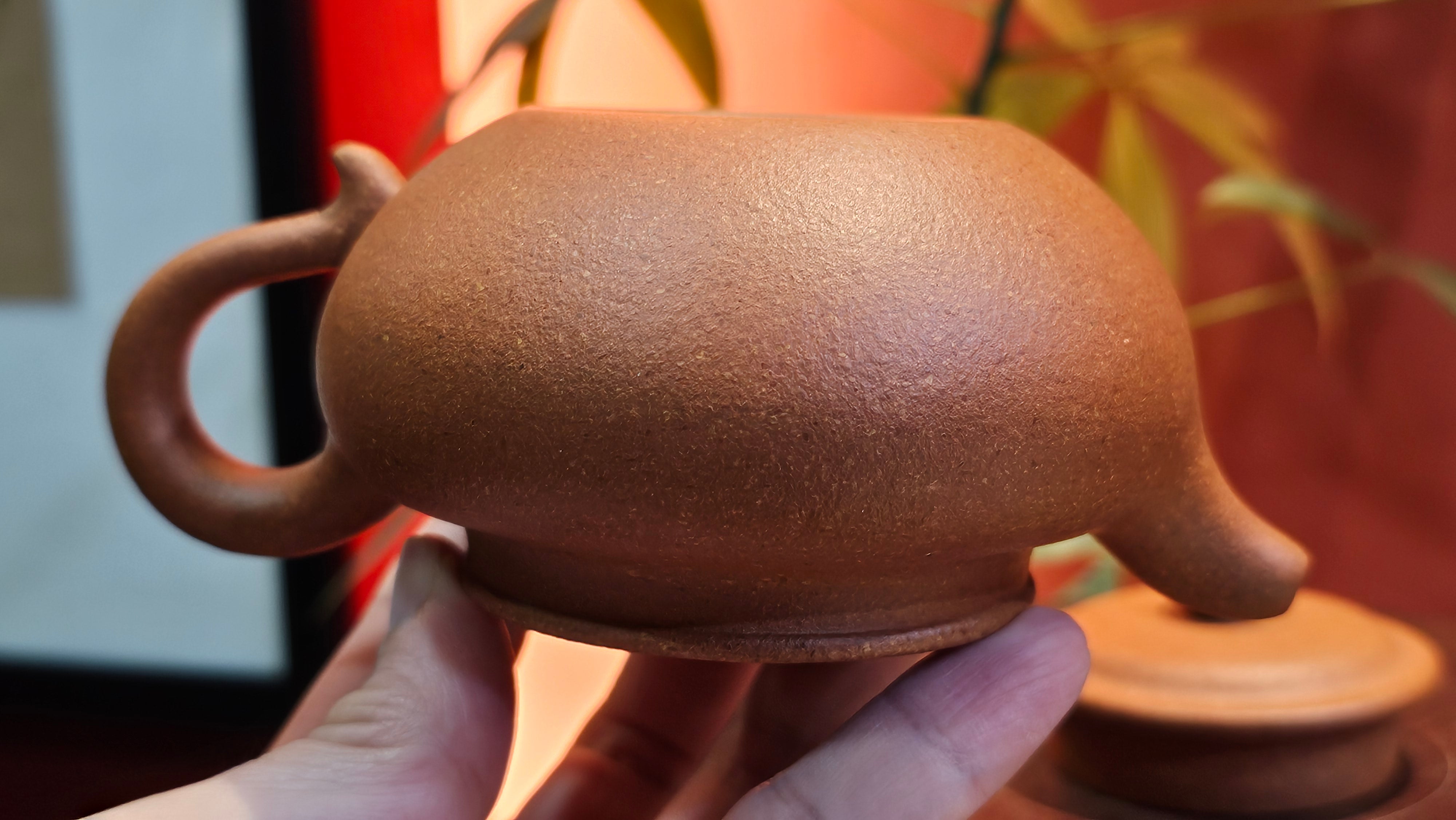 Fang Gu 仿古, 204.5ml, Huang Jiang Po Ni 黄降坡泥, by our Collaborative Craftsman Chen Fa Chu 陈法初 。