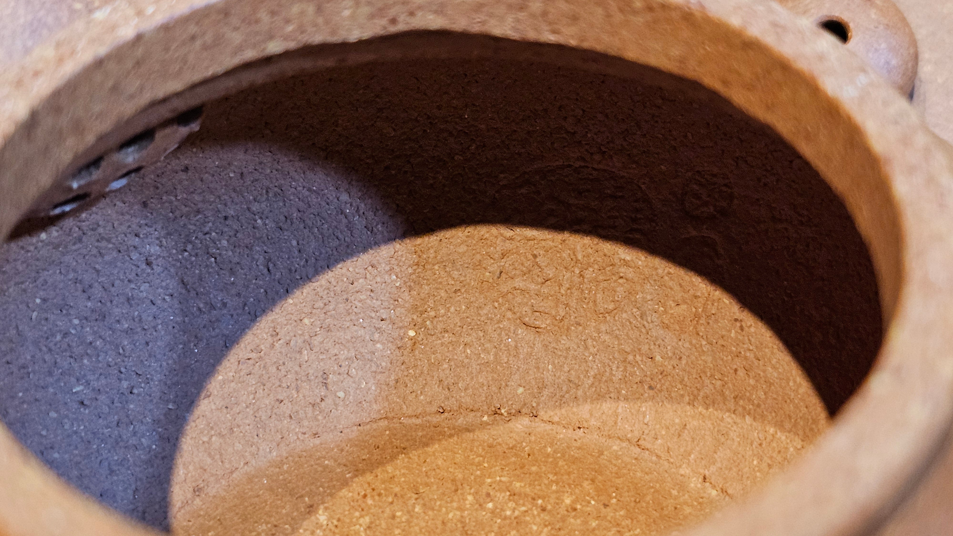 Fang Gu 仿古, 204.5ml, Huang Jiang Po Ni 黄降坡泥, by our Collaborative Craftsman Chen Fa Chu 陈法初 。