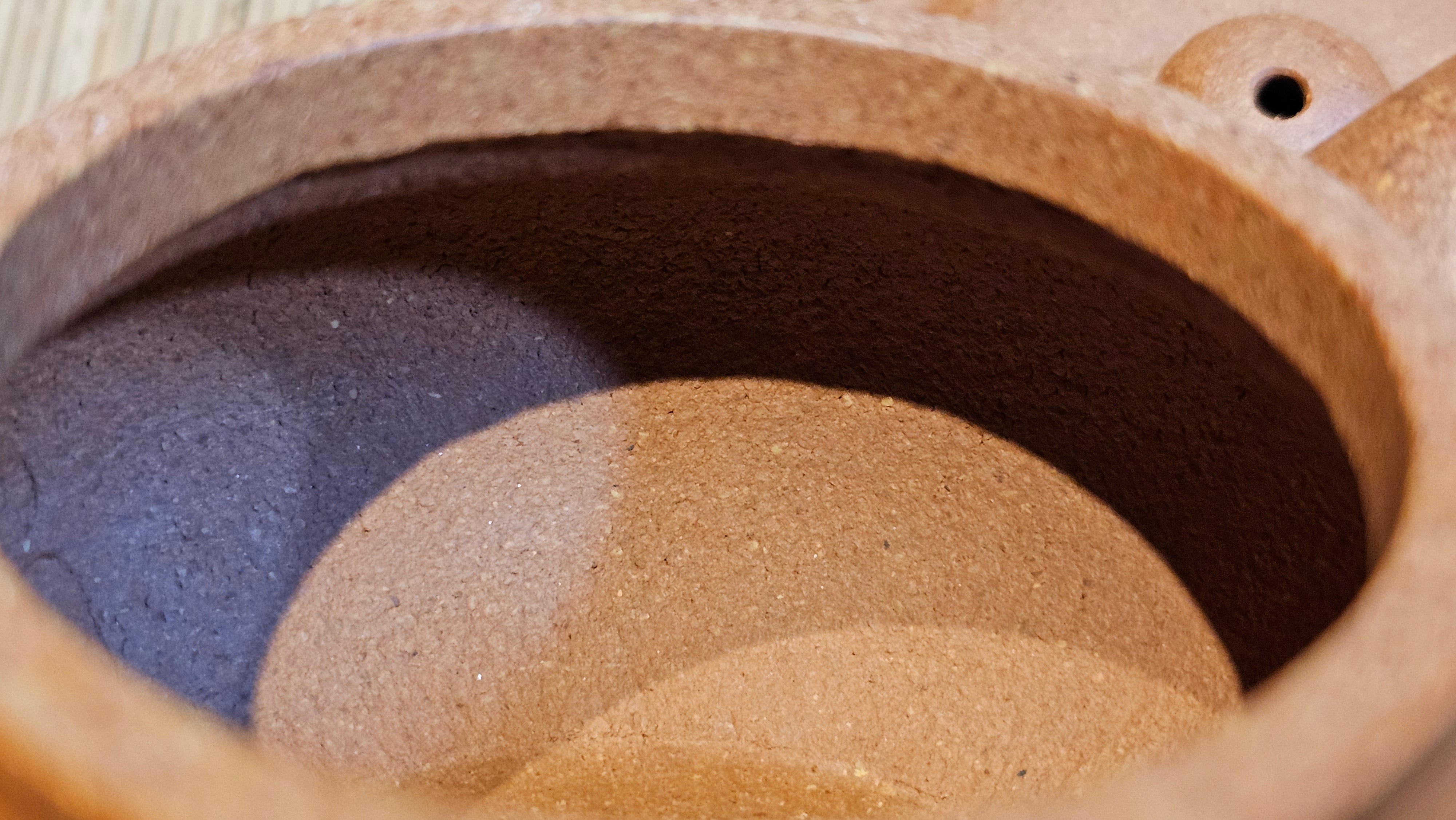 Fang Gu 仿古, 204.5ml, Huang Jiang Po Ni 黄降坡泥, by our Collaborative Craftsman Chen Fa Chu 陈法初 。