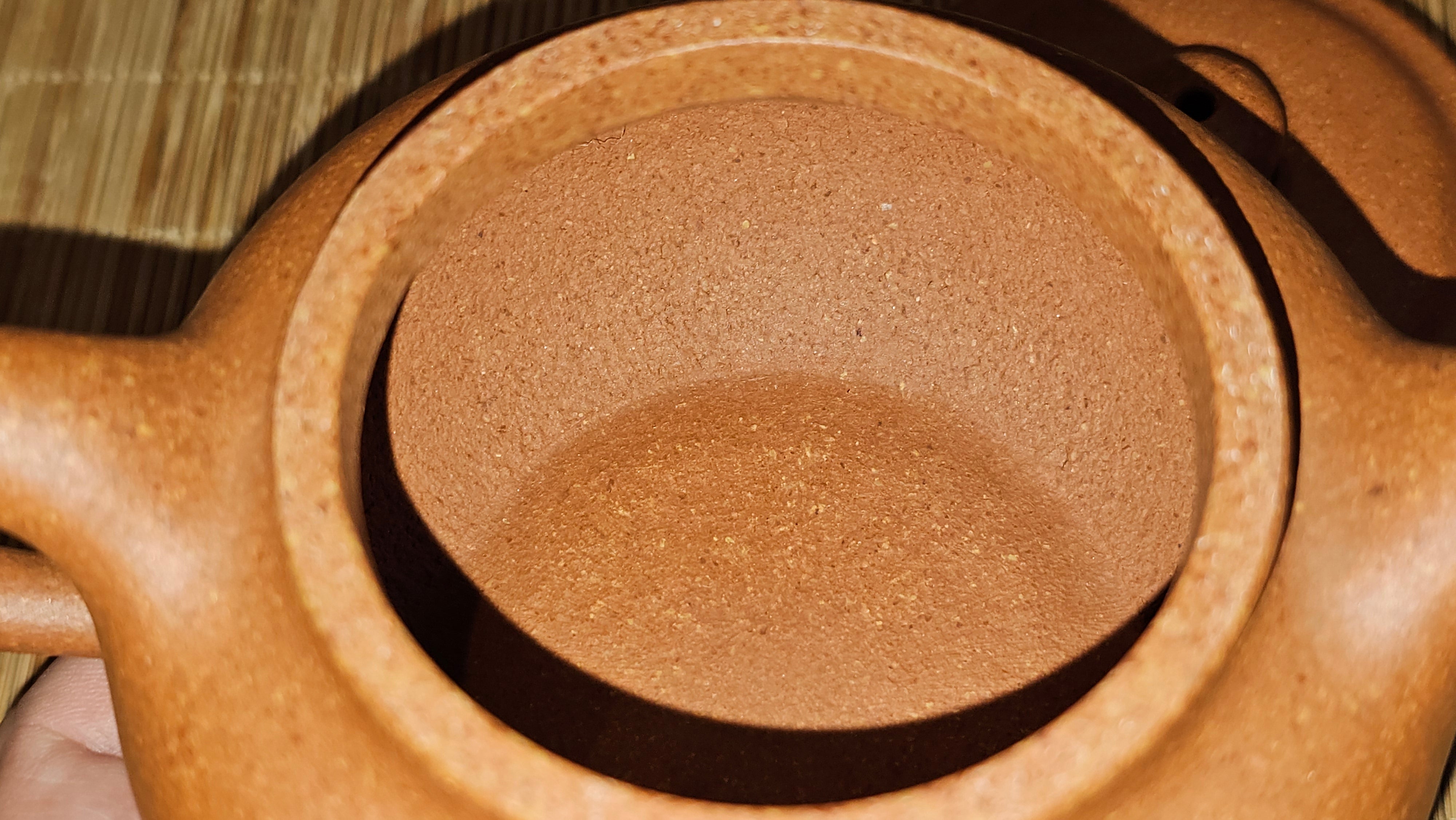 Fang Gu 仿古, 204.5ml, Huang Jiang Po Ni 黄降坡泥, by our Collaborative Craftsman Chen Fa Chu 陈法初 。