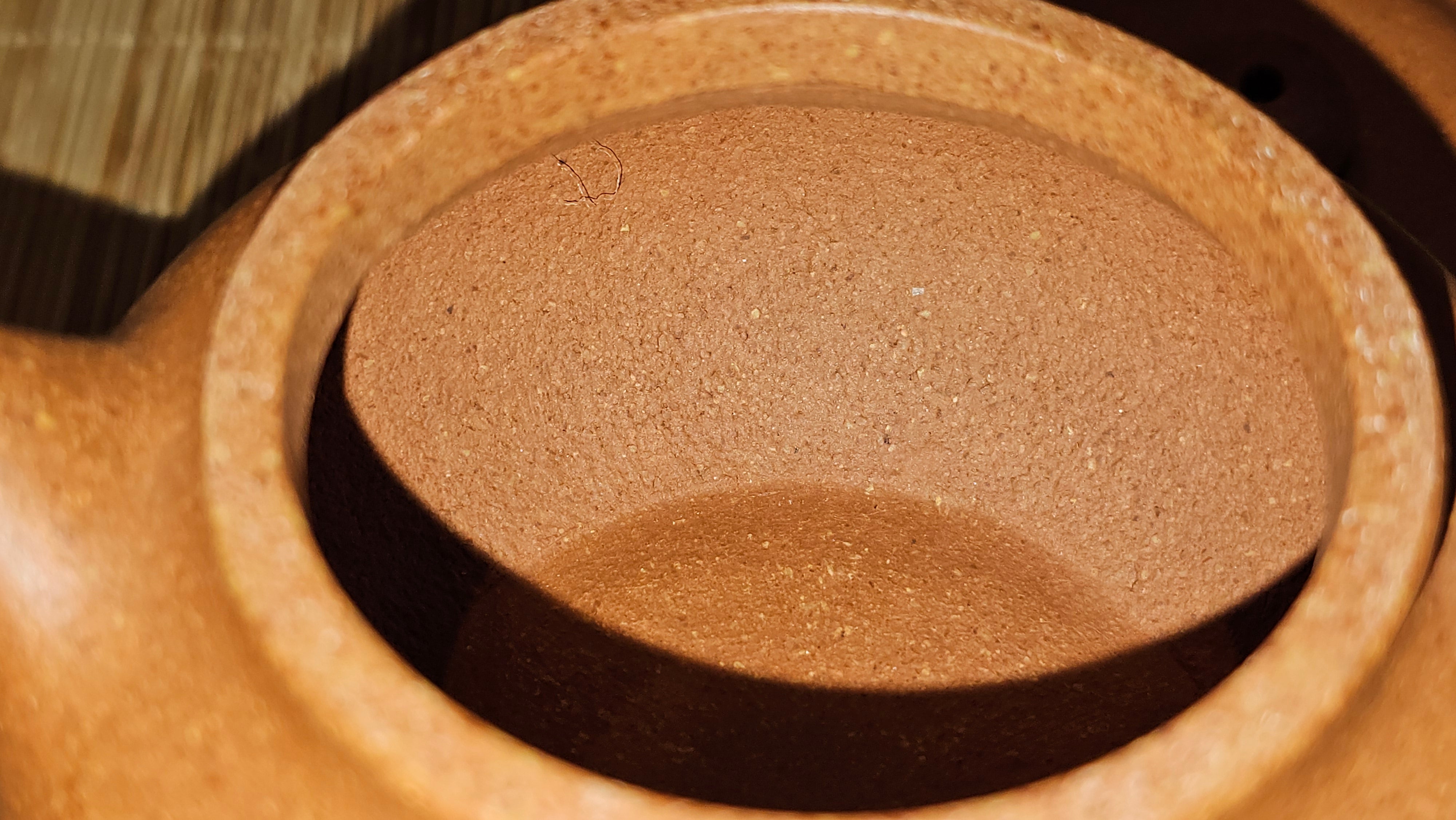 Fang Gu 仿古, 204.5ml, Huang Jiang Po Ni 黄降坡泥, by our Collaborative Craftsman Chen Fa Chu 陈法初 。