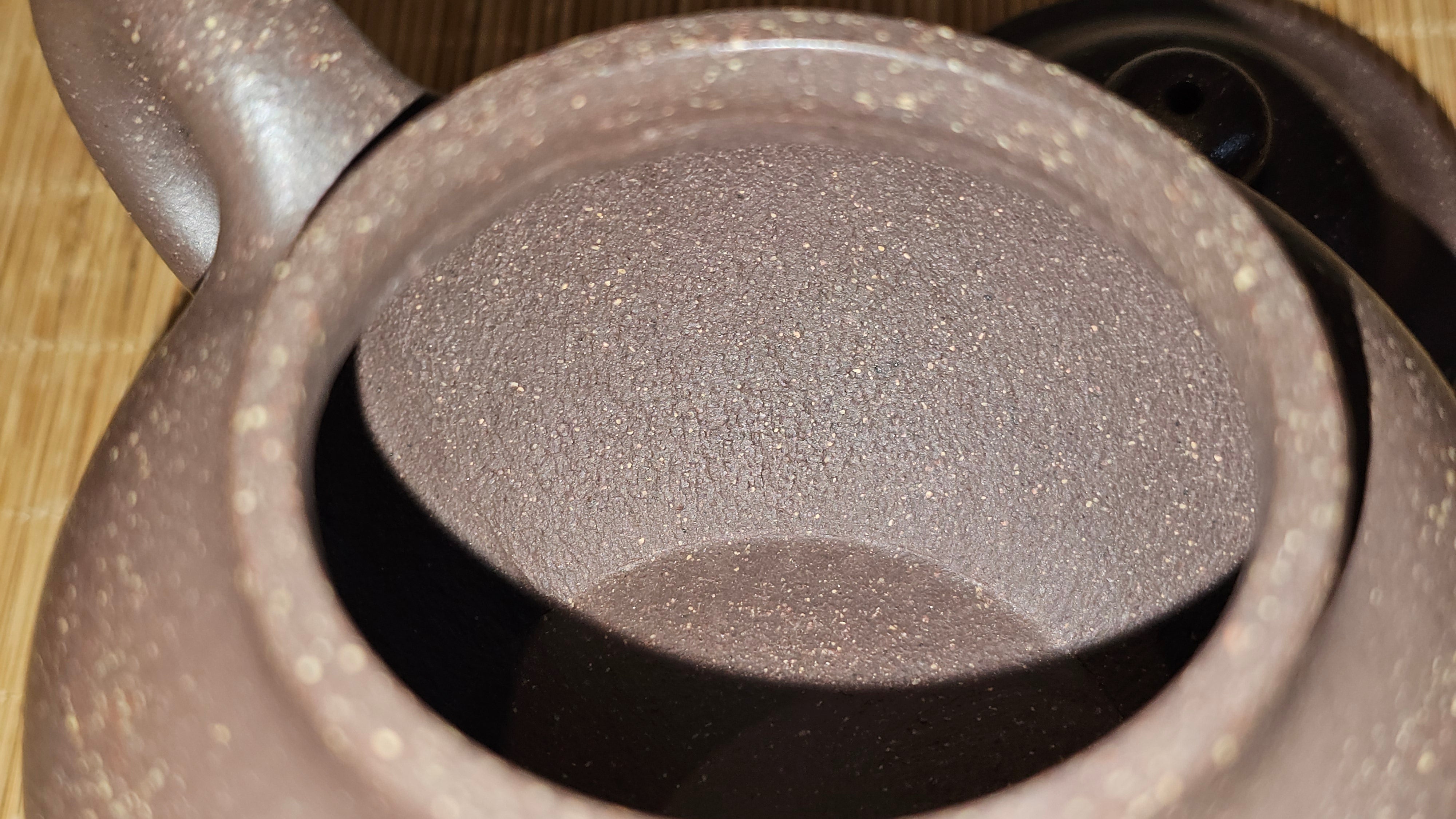 Lian Zi 莲子, 261.0ml, Lao Zi Ni 老紫泥 (Particular High Graininess, and Low Sieve Count), by Craftsman Chen Fa Chu 陈法初。