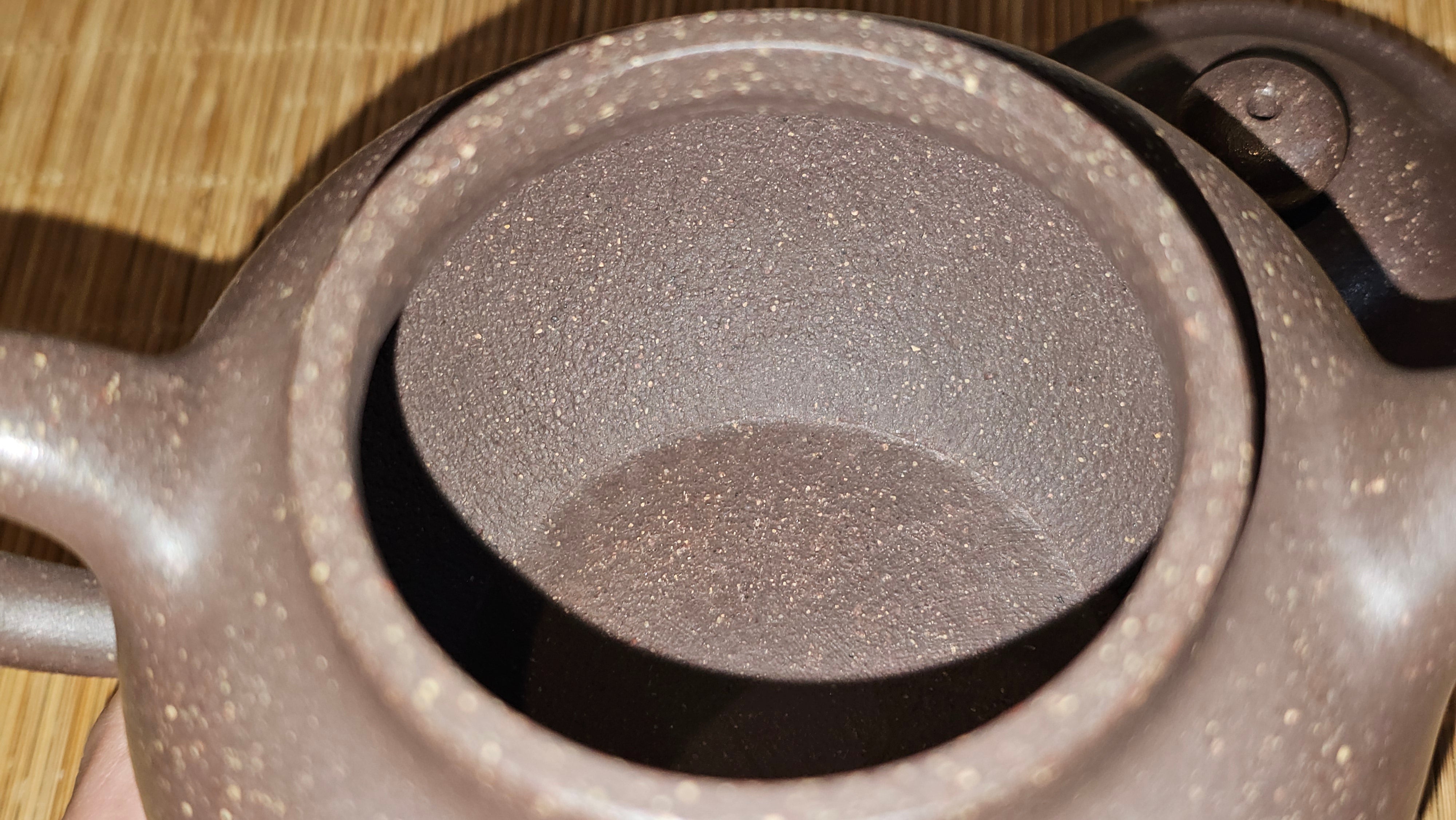 Lian Zi 莲子, 261.0ml, Lao Zi Ni 老紫泥 (Particular High Graininess, and Low Sieve Count), by Craftsman Chen Fa Chu 陈法初。
