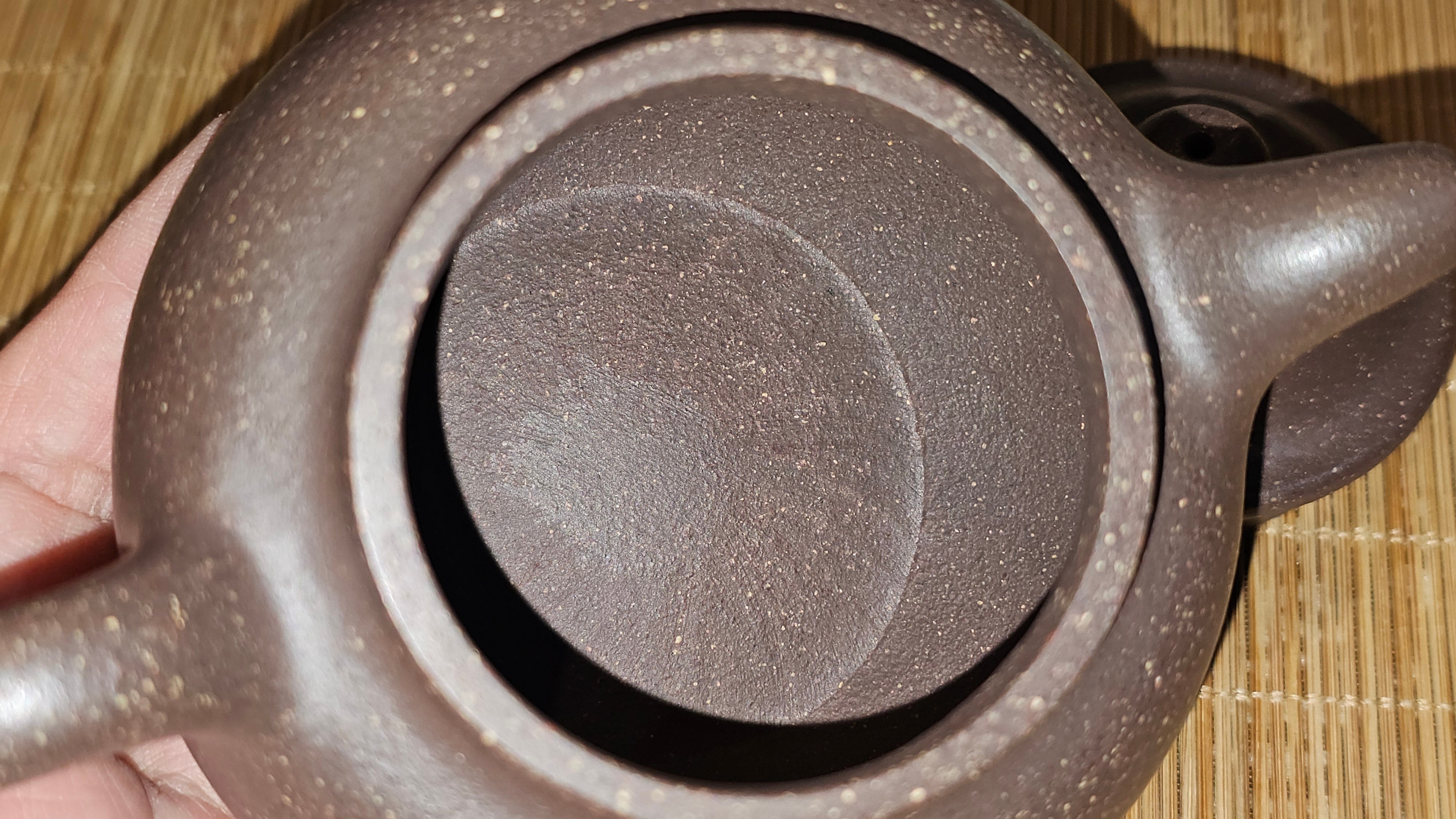 Lian Zi 莲子, 261.0ml, Lao Zi Ni 老紫泥 (Particular High Graininess, and Low Sieve Count), by Craftsman Chen Fa Chu 陈法初。