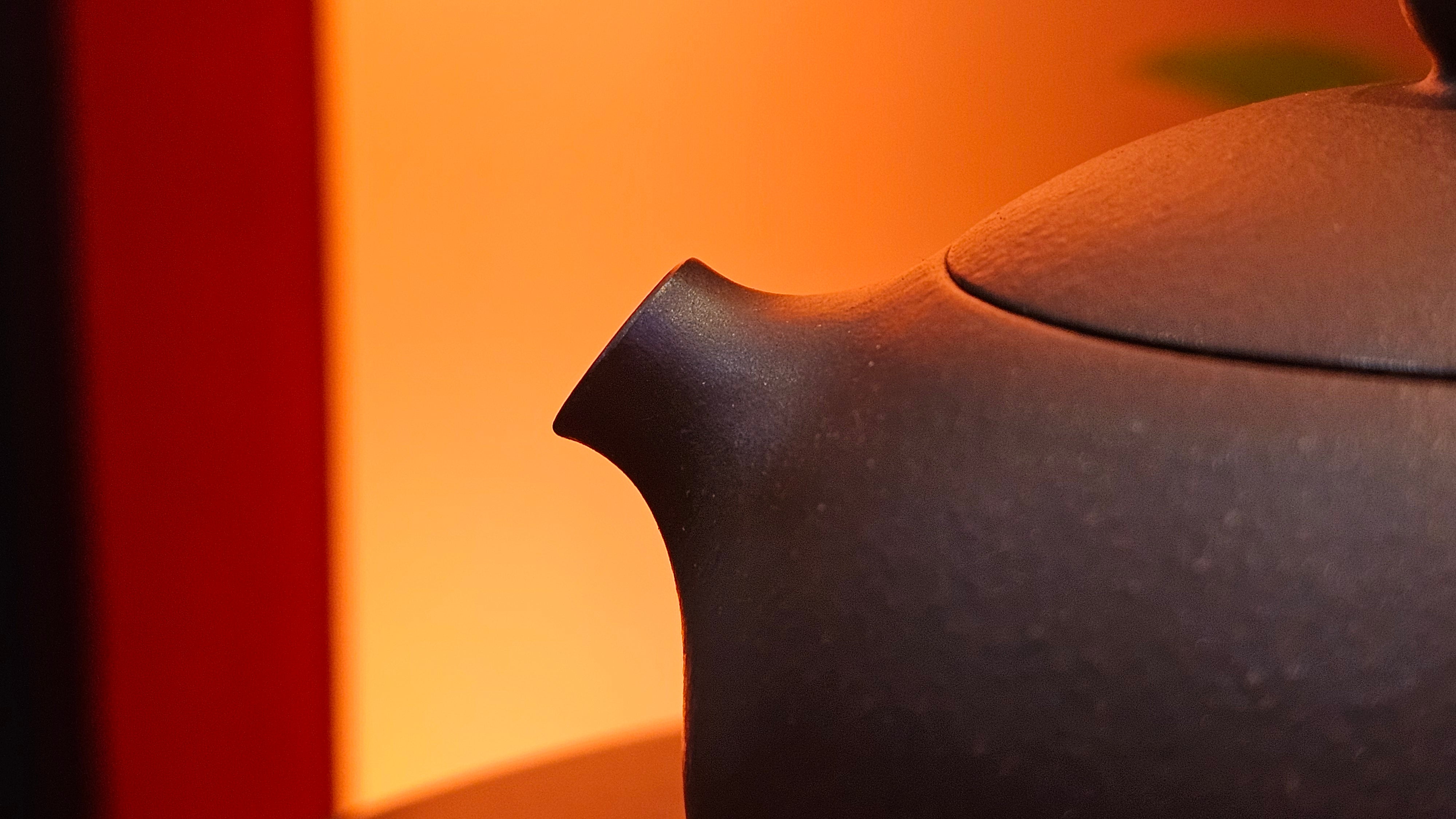 Xi Shi 西施, 155.8ml, Lao Zi Ni 老紫泥, by Craftsman Gu Xiao Ming 顾小明。