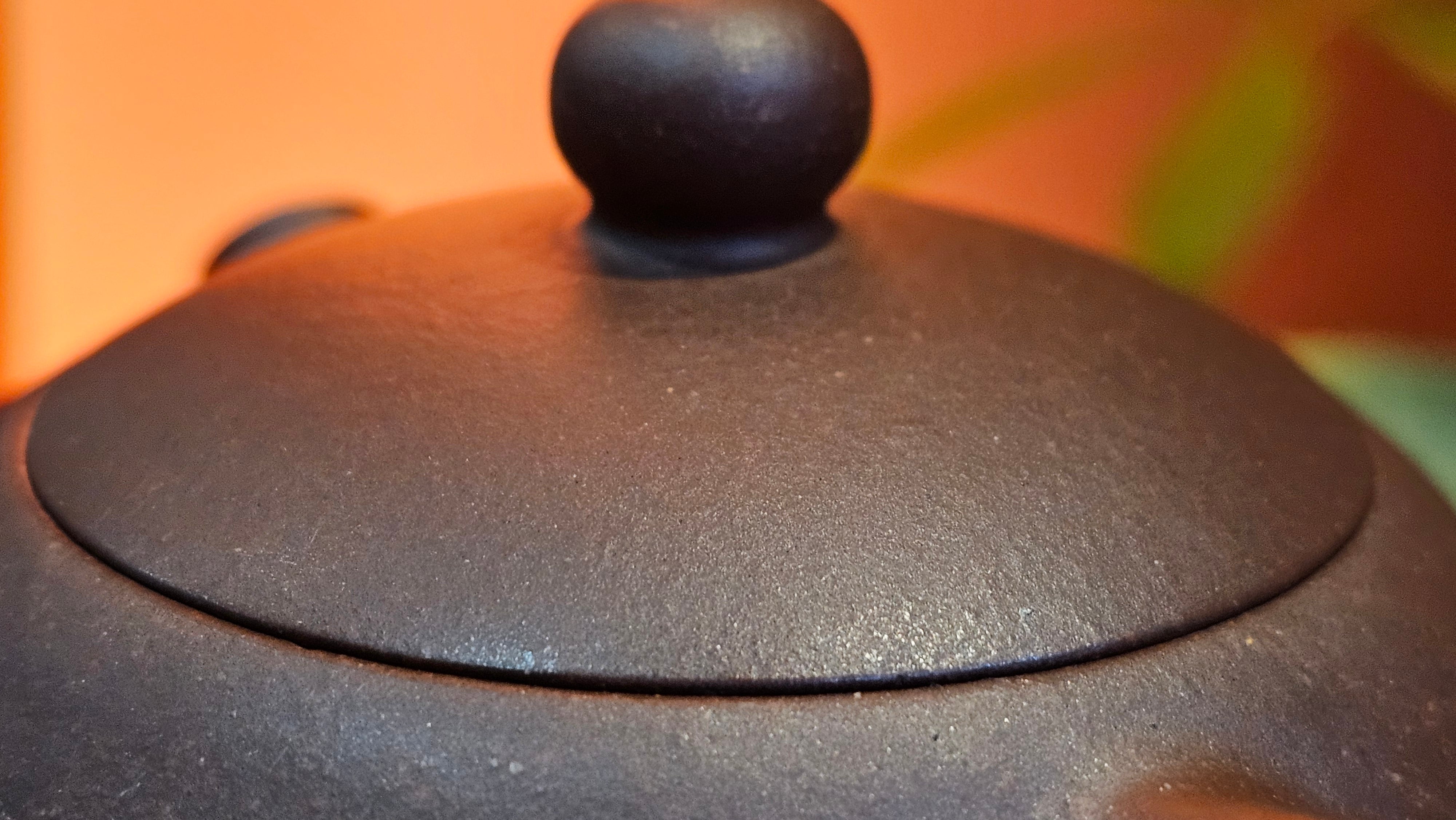 Xi Shi 西施, 155.8ml, Lao Zi Ni 老紫泥, by Craftsman Gu Xiao Ming 顾小明。