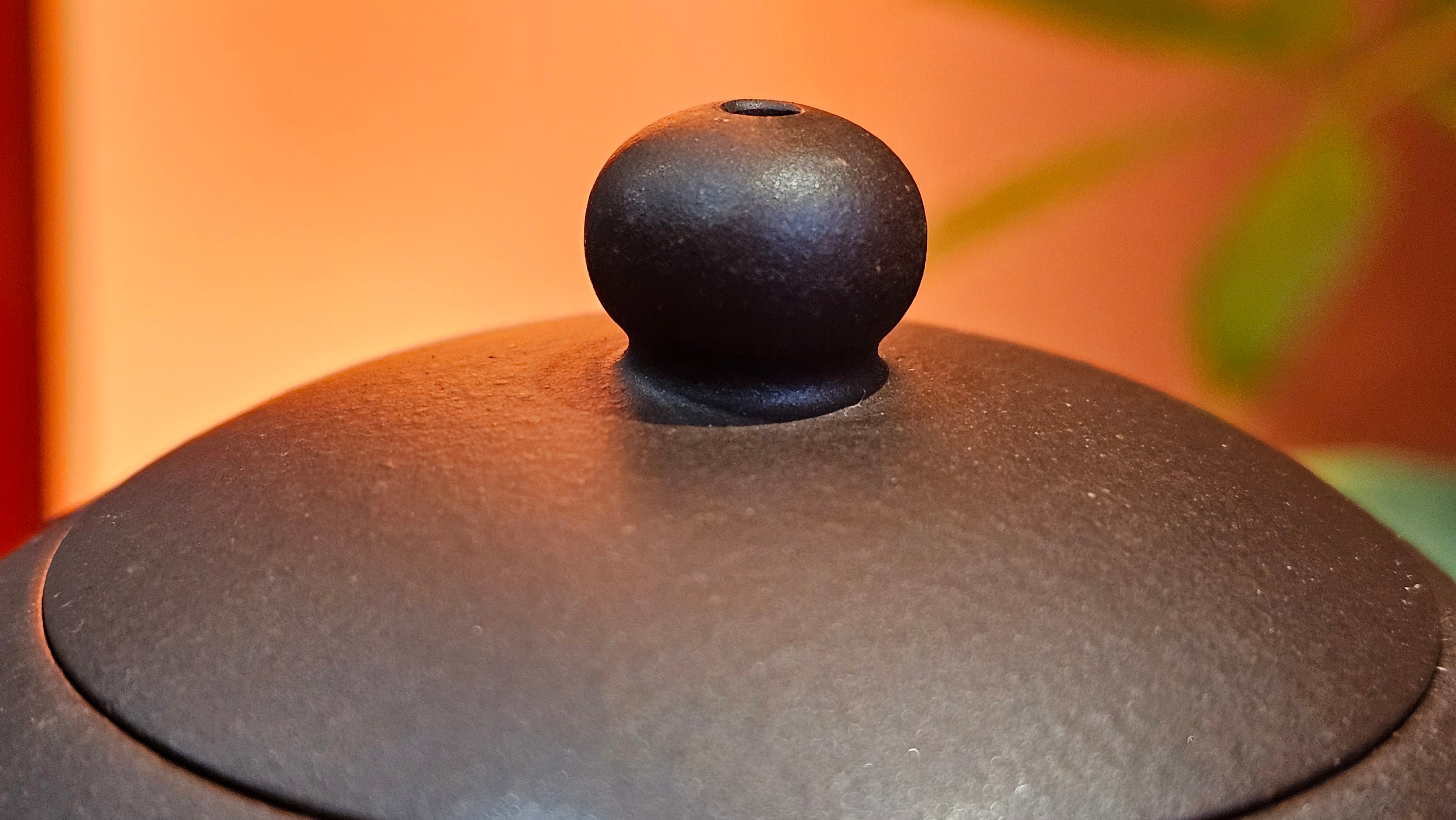 Xi Shi 西施, 155.8ml, Lao Zi Ni 老紫泥, by Craftsman Gu Xiao Ming 顾小明。