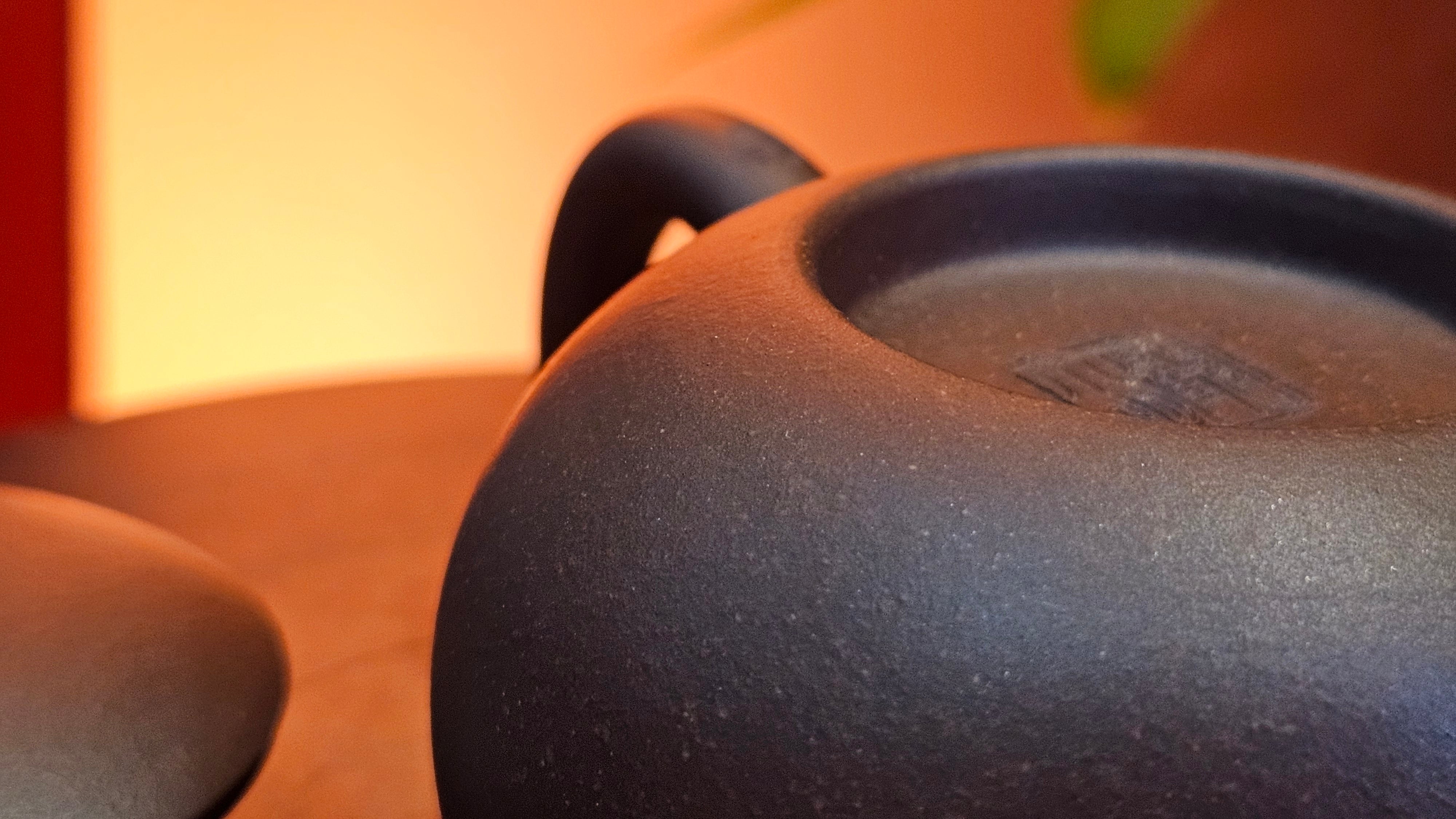 Xi Shi 西施, 155.8ml, Lao Zi Ni 老紫泥, by Craftsman Gu Xiao Ming 顾小明。