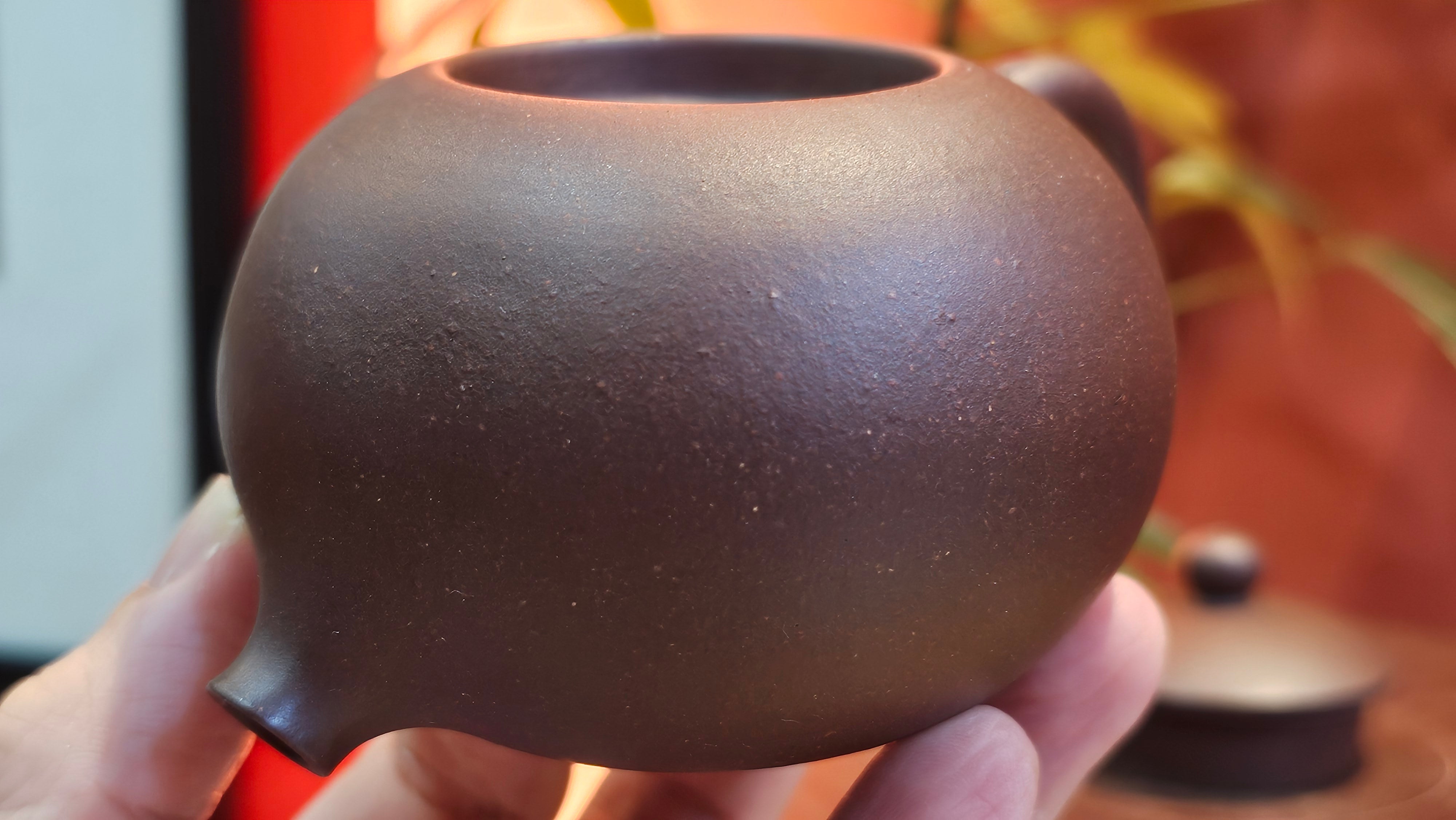 Xi Shi 西施, 155.8ml, Lao Zi Ni 老紫泥, by Craftsman Gu Xiao Ming 顾小明。