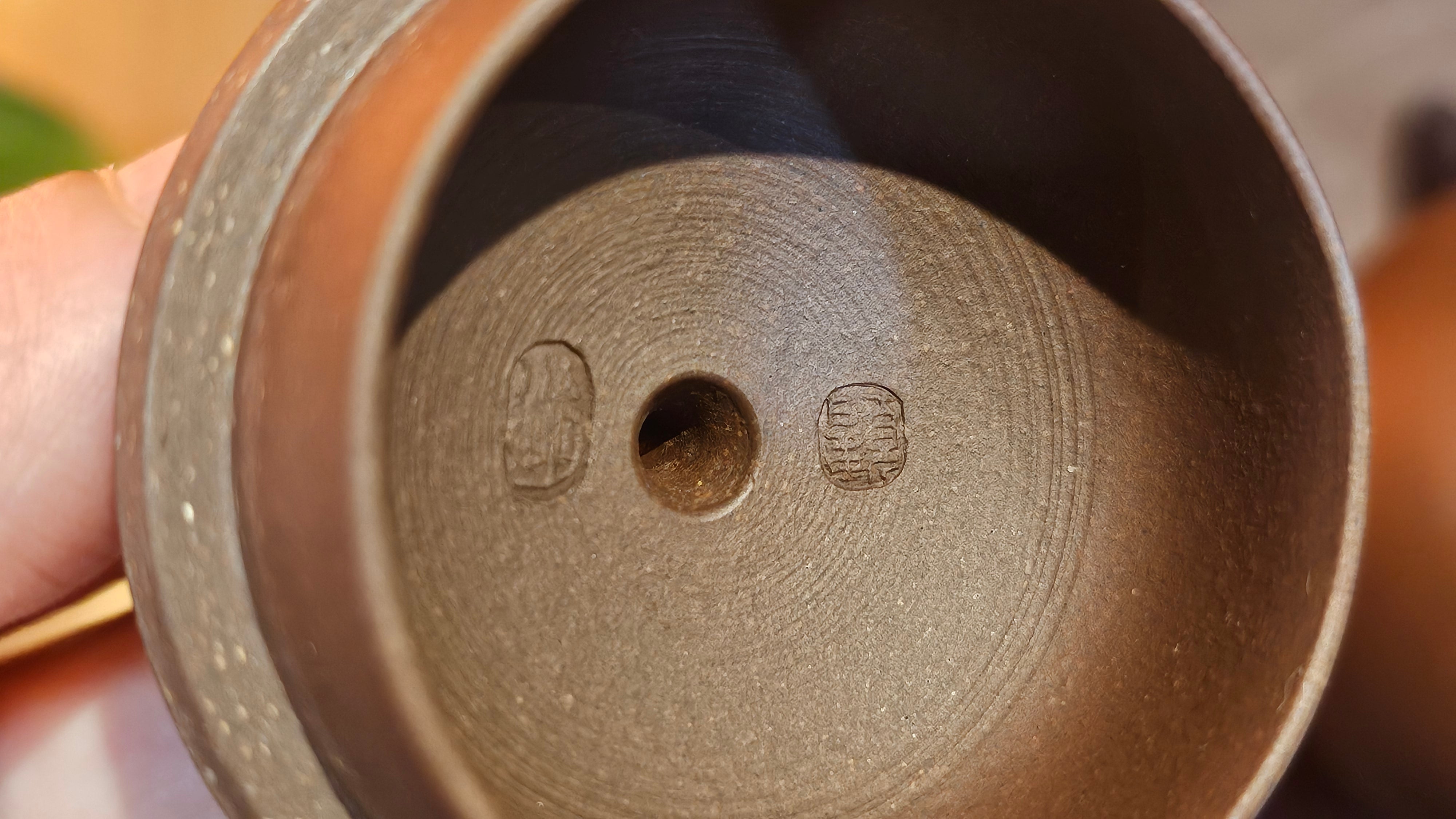 Xi Shi 西施, 155.8ml, Lao Zi Ni 老紫泥, by Craftsman Gu Xiao Ming 顾小明。