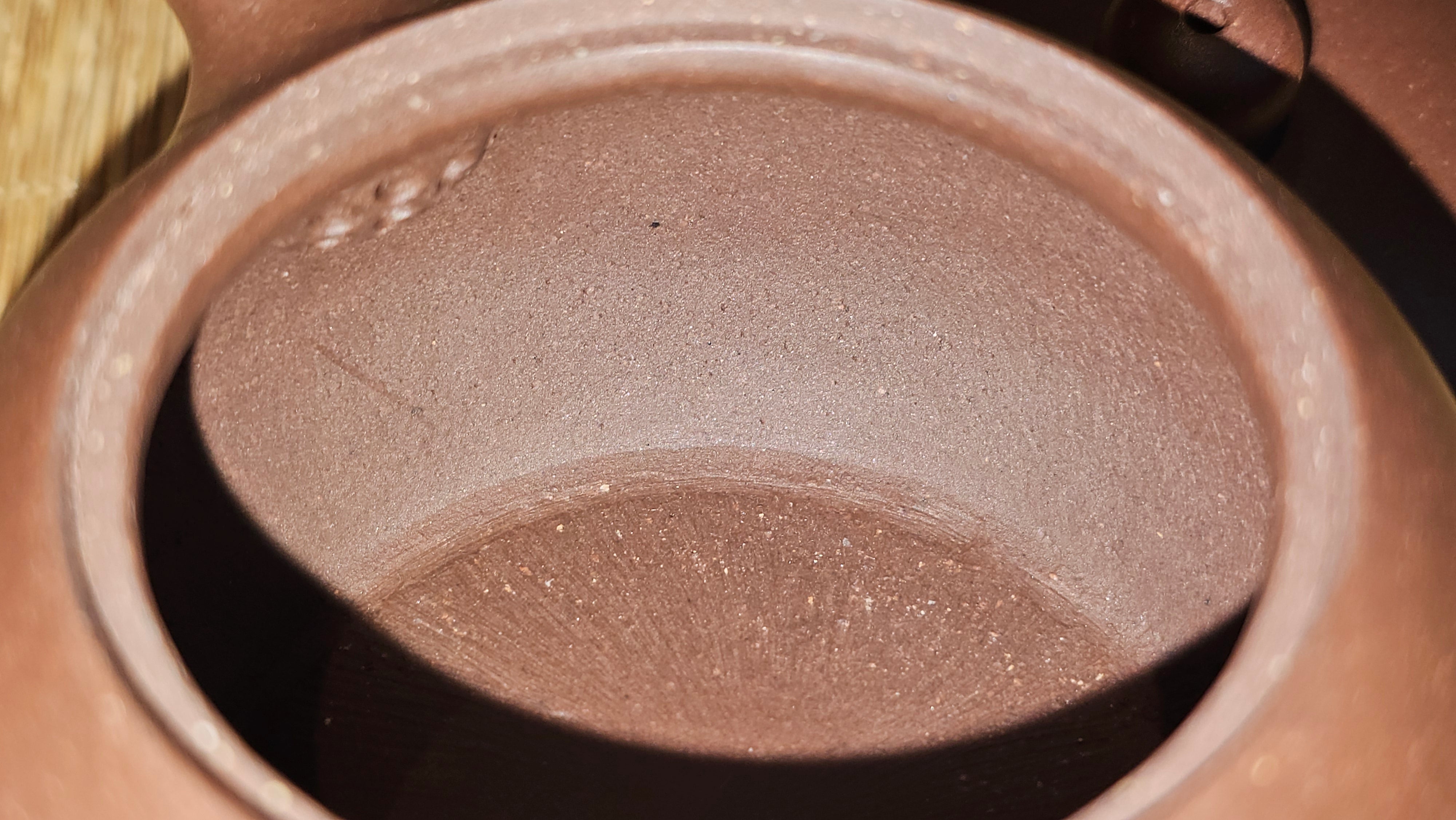 Xi Shi 西施, 155.8ml, Lao Zi Ni 老紫泥, by Craftsman Gu Xiao Ming 顾小明。