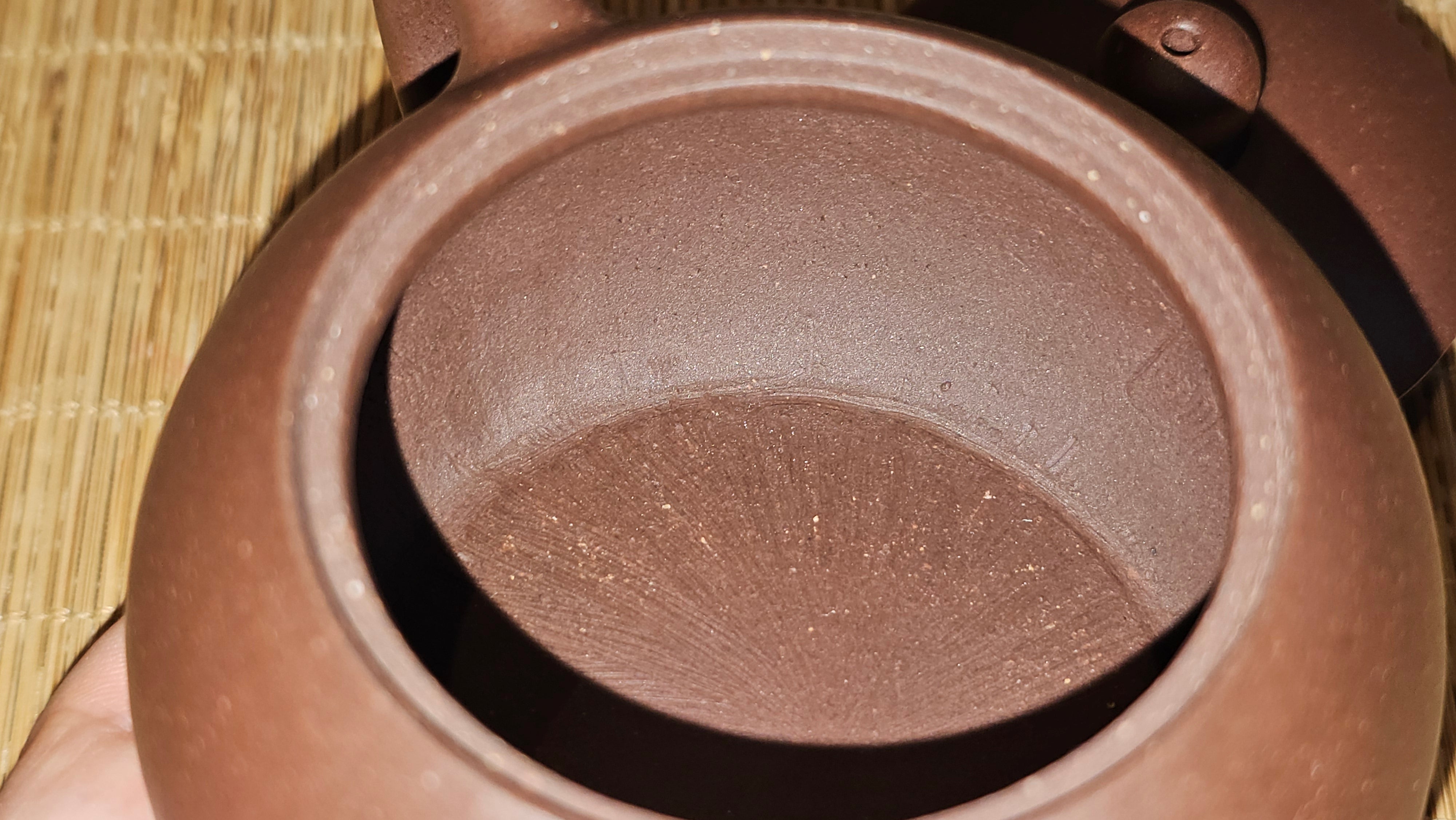 Xi Shi 西施, 155.8ml, Lao Zi Ni 老紫泥, by Craftsman Gu Xiao Ming 顾小明。