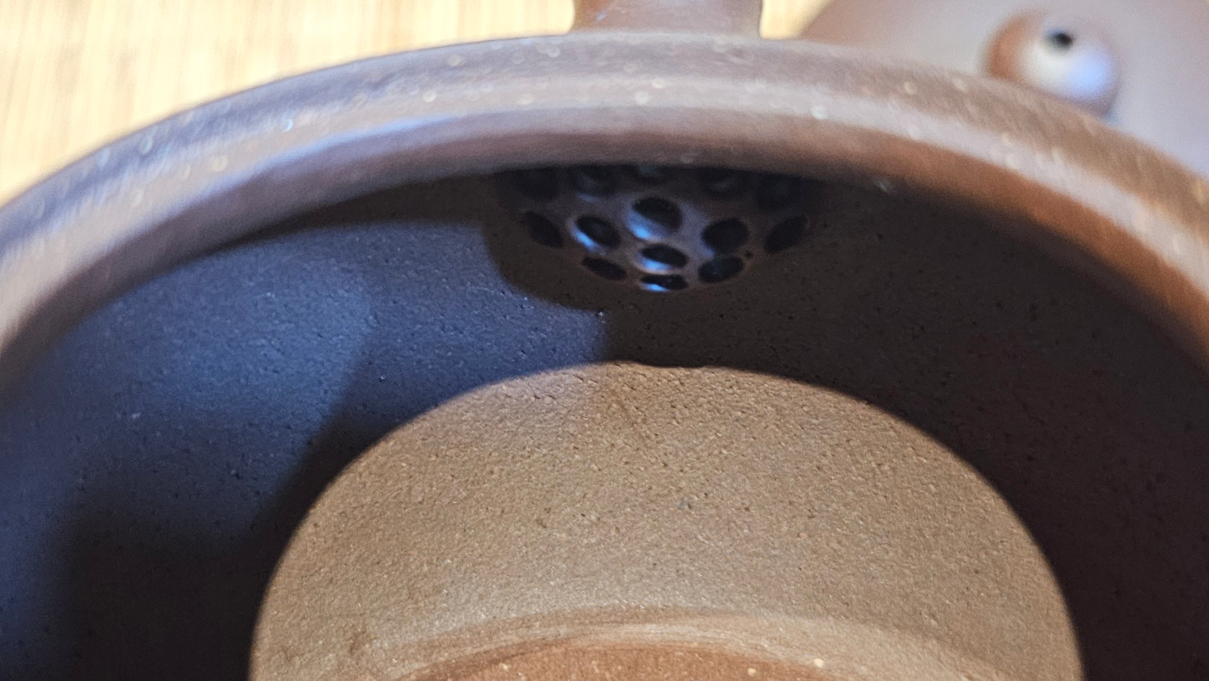 Xi Shi 西施, 155.8ml, Lao Zi Ni 老紫泥, by Craftsman Gu Xiao Ming 顾小明。