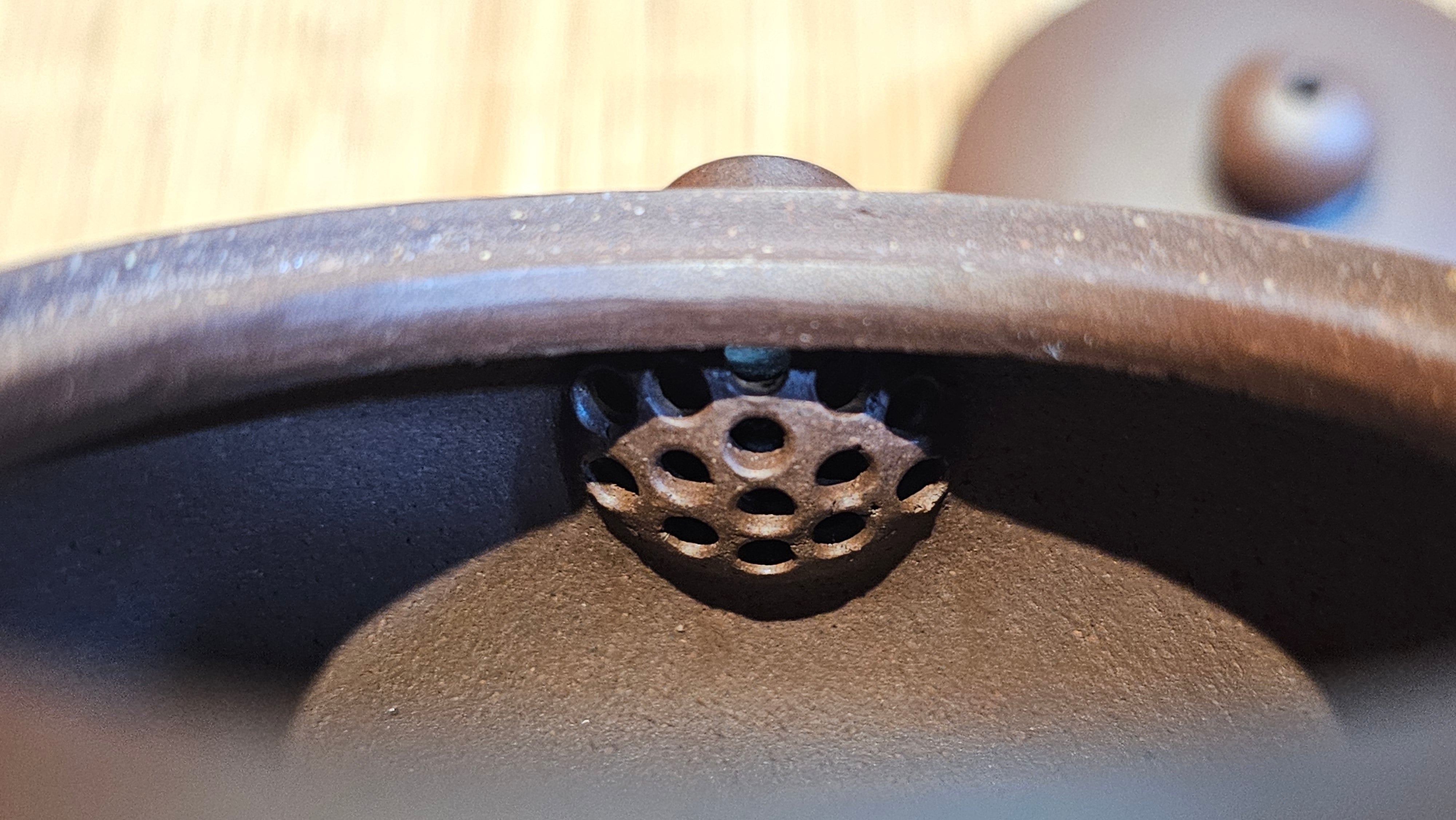 Xi Shi 西施, 155.8ml, Lao Zi Ni 老紫泥, by Craftsman Gu Xiao Ming 顾小明。