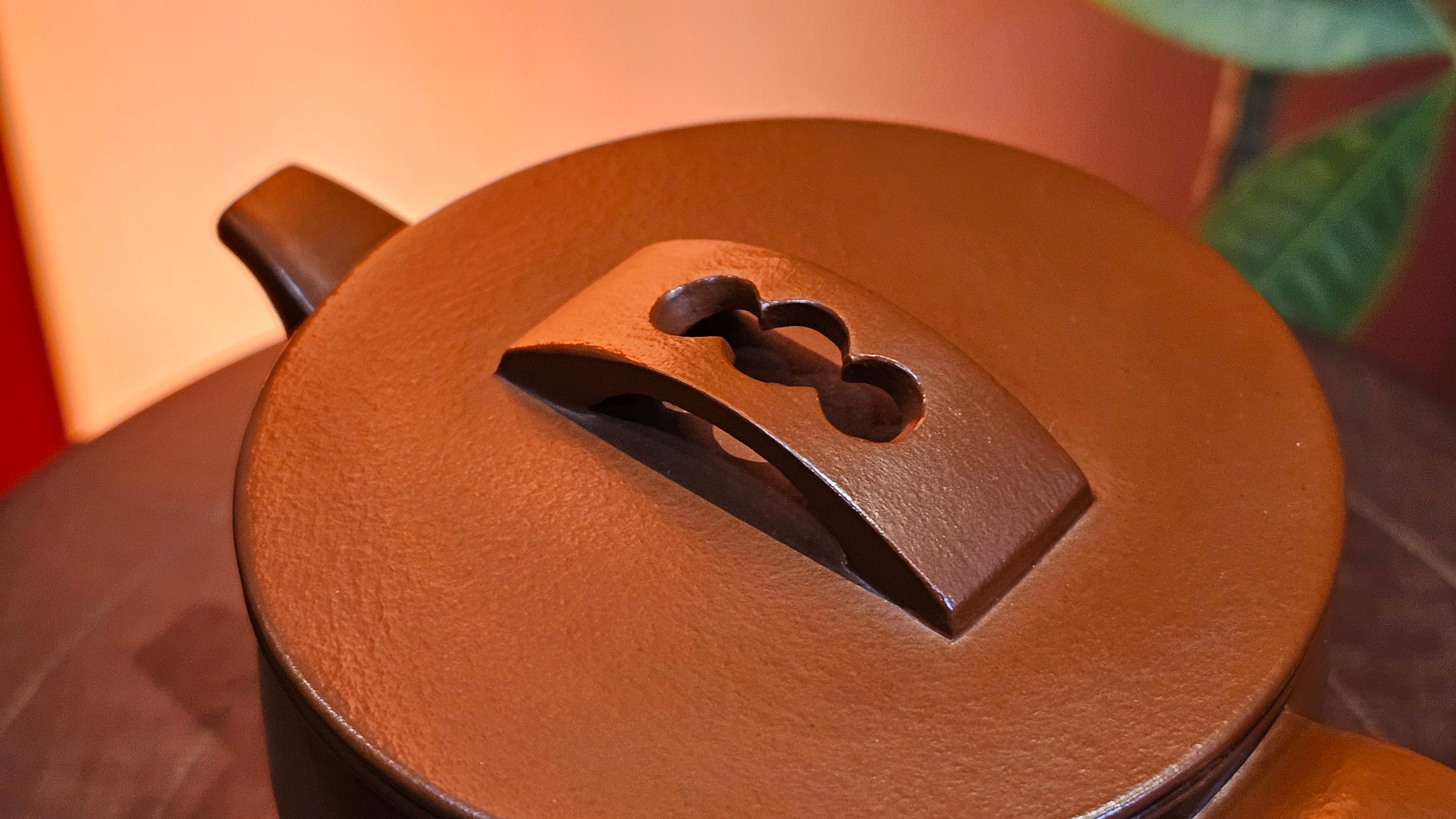 Han Wa 汉瓦, 171.5ml, Xiao Mei Yao Zhu Ni 小煤窑朱泥, by our Collaborative Craftsman Zhai Yi Yao 翟一耀。