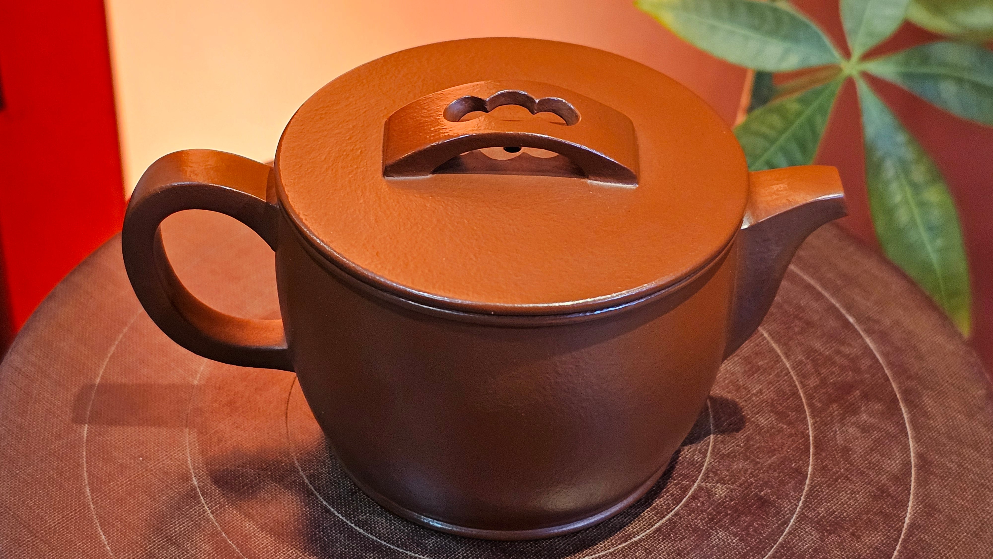 Han Wa 汉瓦, 171.5ml, Xiao Mei Yao Zhu Ni 小煤窑朱泥, by our Collaborative Craftsman Zhai Yi Yao 翟一耀。