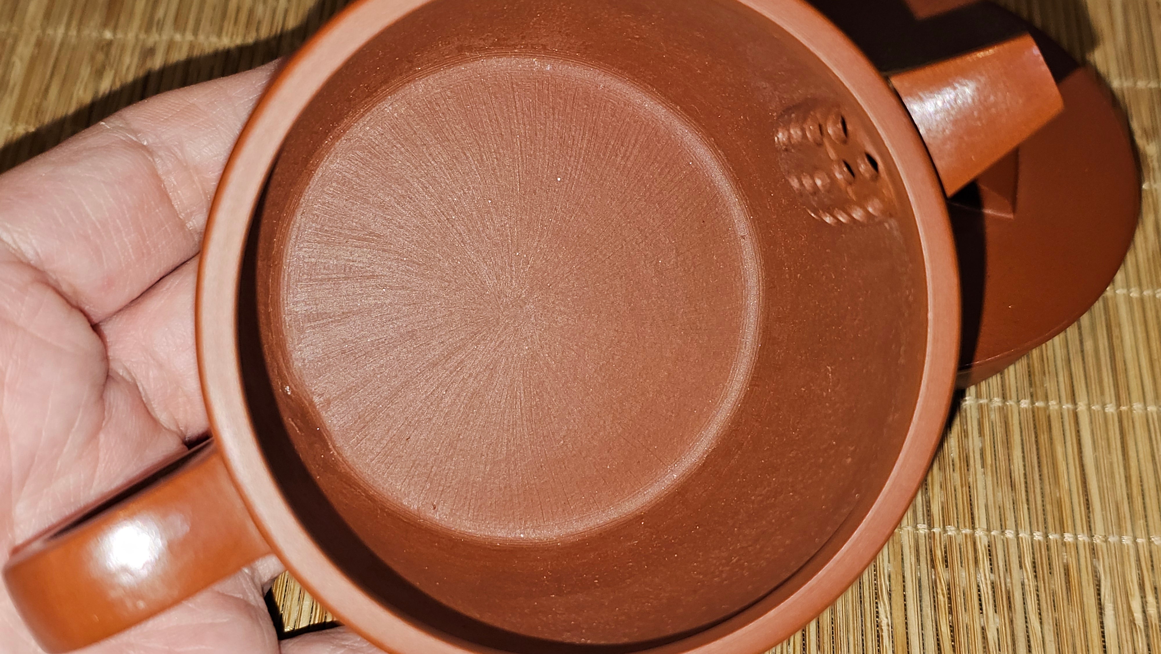 Han Wa 汉瓦, 171.5ml, Xiao Mei Yao Zhu Ni 小煤窑朱泥, by our Collaborative Craftsman Zhai Yi Yao 翟一耀。