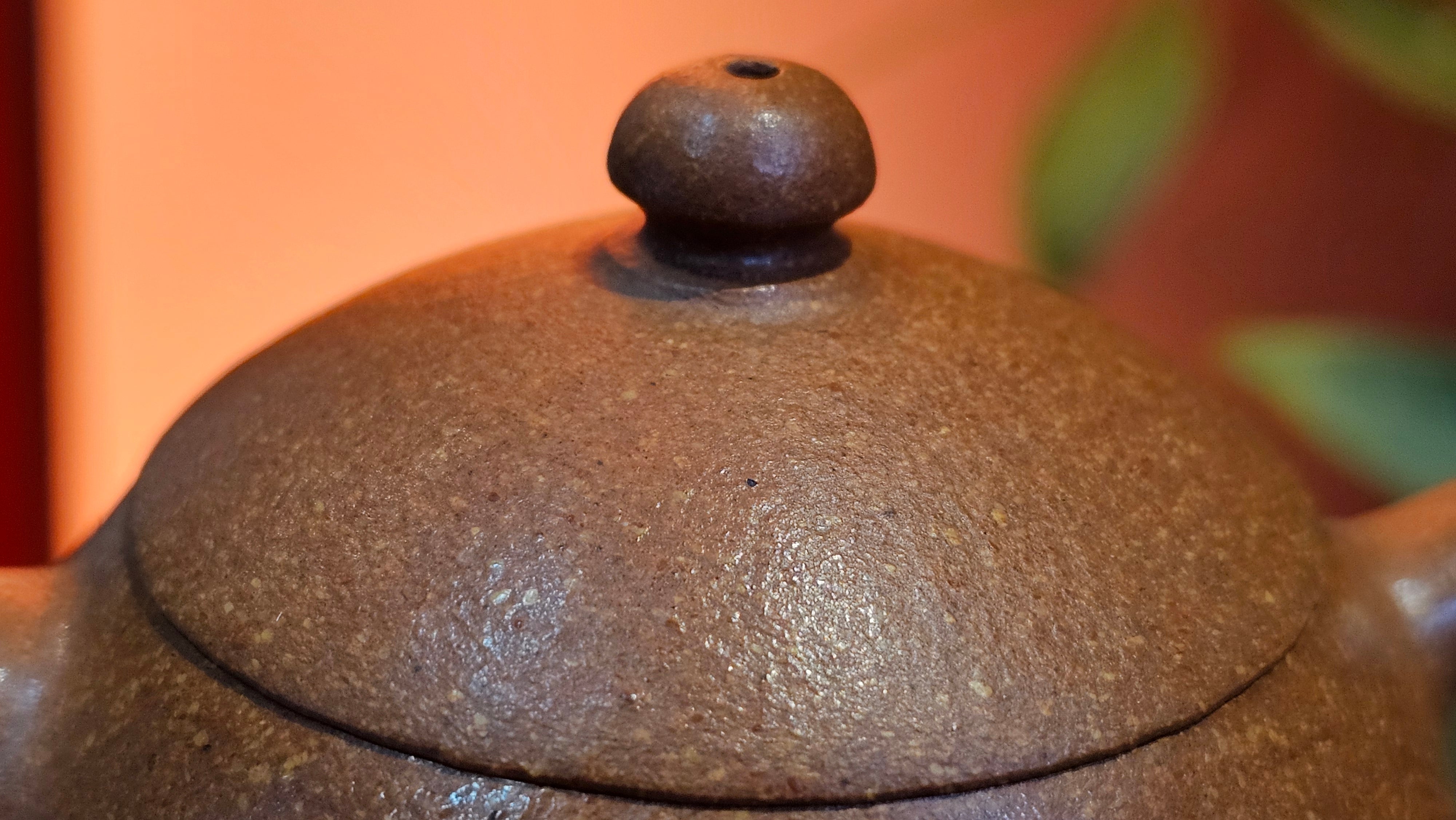 Long Dan 龙蛋 ~"Dragon's Egg", 180.3ml, Huang Jiang Po Ni 黄降坡泥, by our Collaborative Craftsman Chen Hua Jun 陈华军。