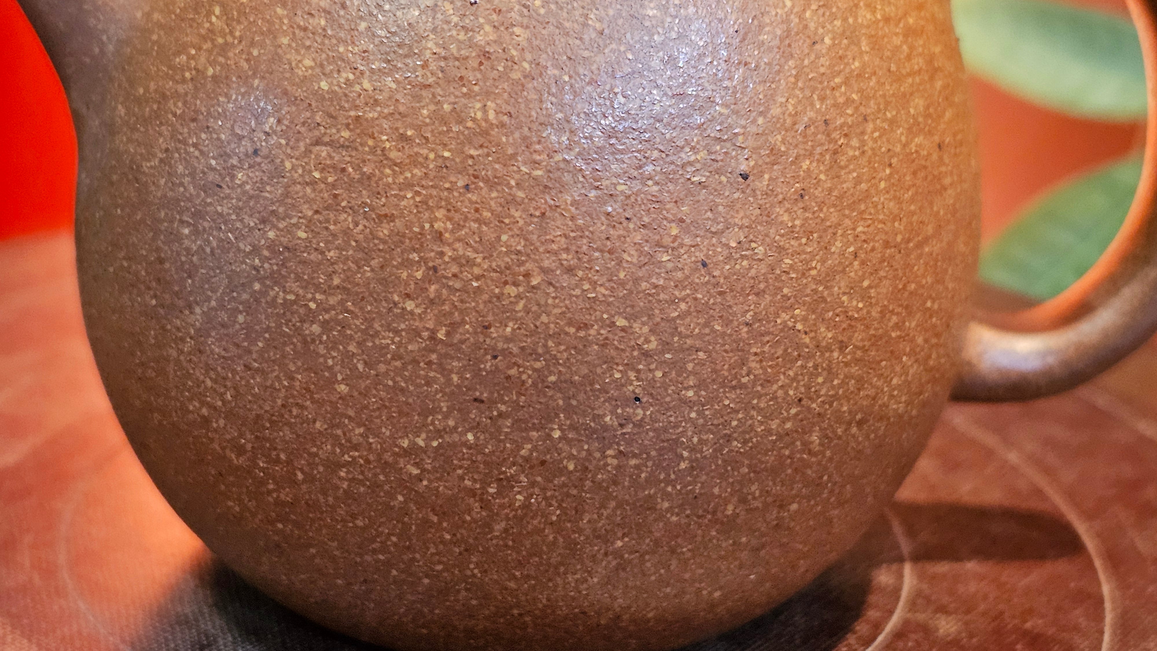 Long Dan 龙蛋 ~"Dragon's Egg", 180.3ml, Huang Jiang Po Ni 黄降坡泥, by our Collaborative Craftsman Chen Hua Jun 陈华军。