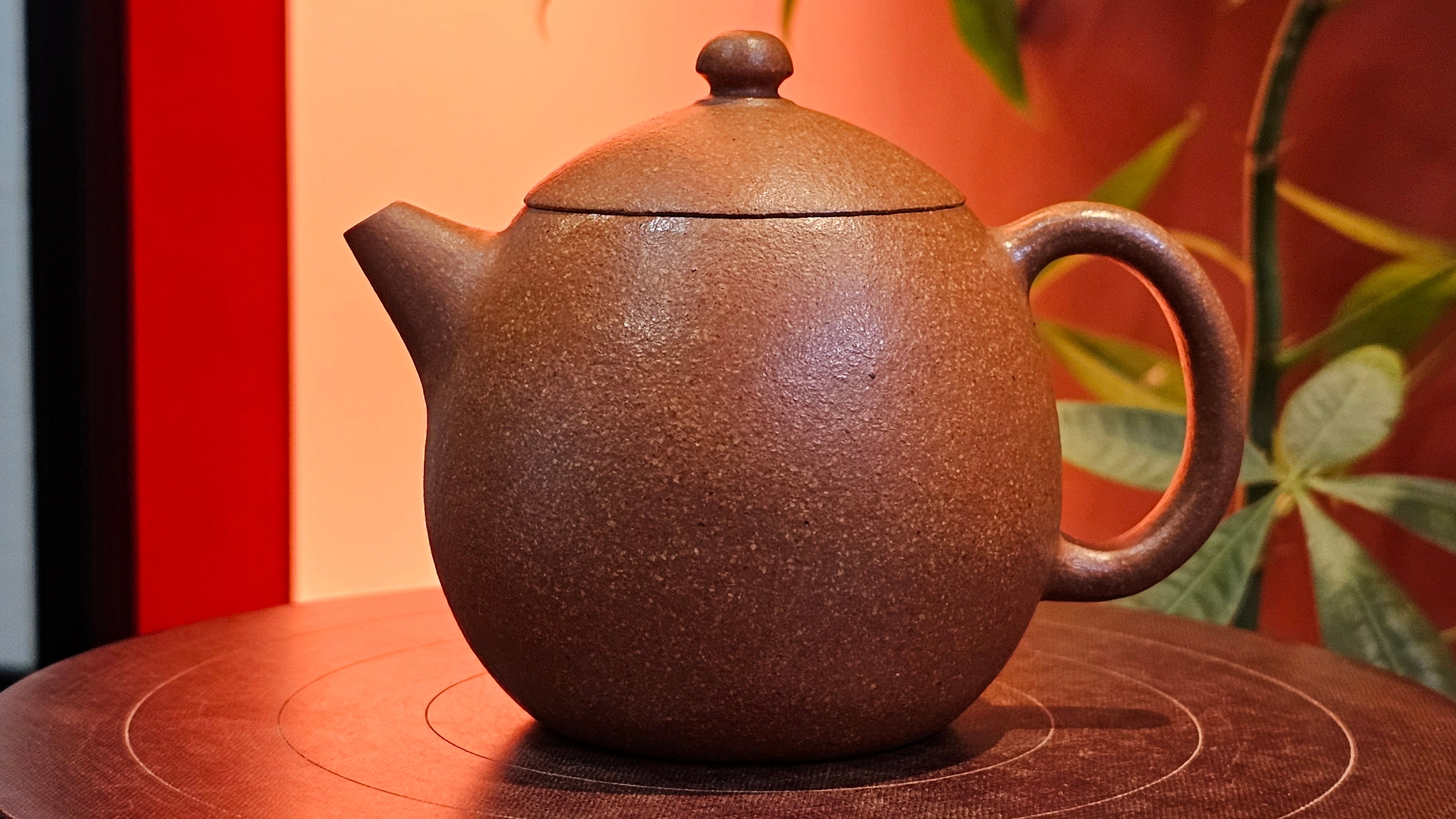 Long Dan 龙蛋 ~"Dragon's Egg", 180.3ml, Huang Jiang Po Ni 黄降坡泥, by our Collaborative Craftsman Chen Hua Jun 陈华军。