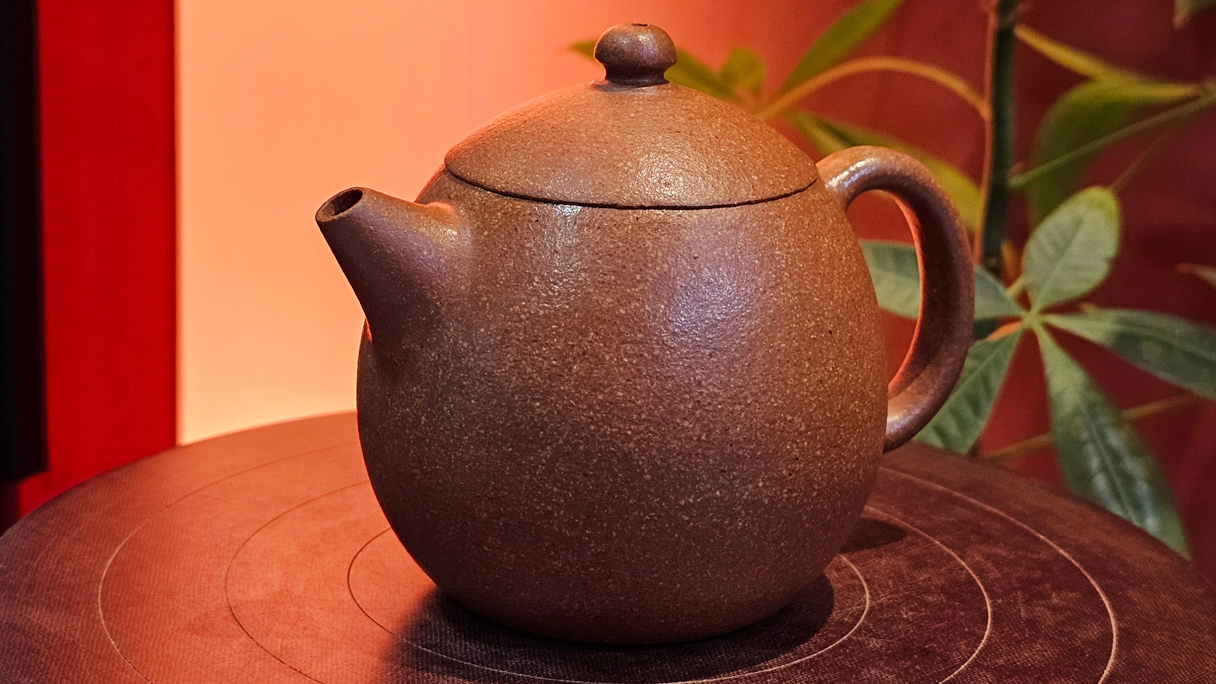 Long Dan 龙蛋 ~"Dragon's Egg", 180.3ml, Huang Jiang Po Ni 黄降坡泥, by our Collaborative Craftsman Chen Hua Jun 陈华军。