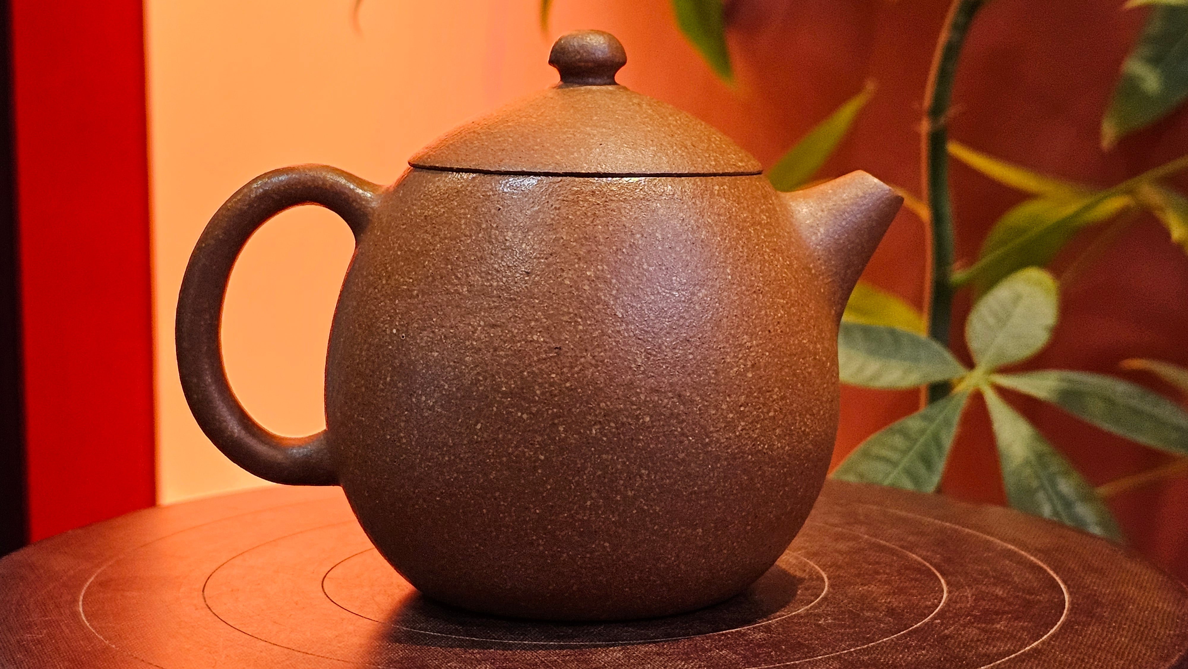 Long Dan 龙蛋 ~"Dragon's Egg", 180.3ml, Huang Jiang Po Ni 黄降坡泥, by our Collaborative Craftsman Chen Hua Jun 陈华军。