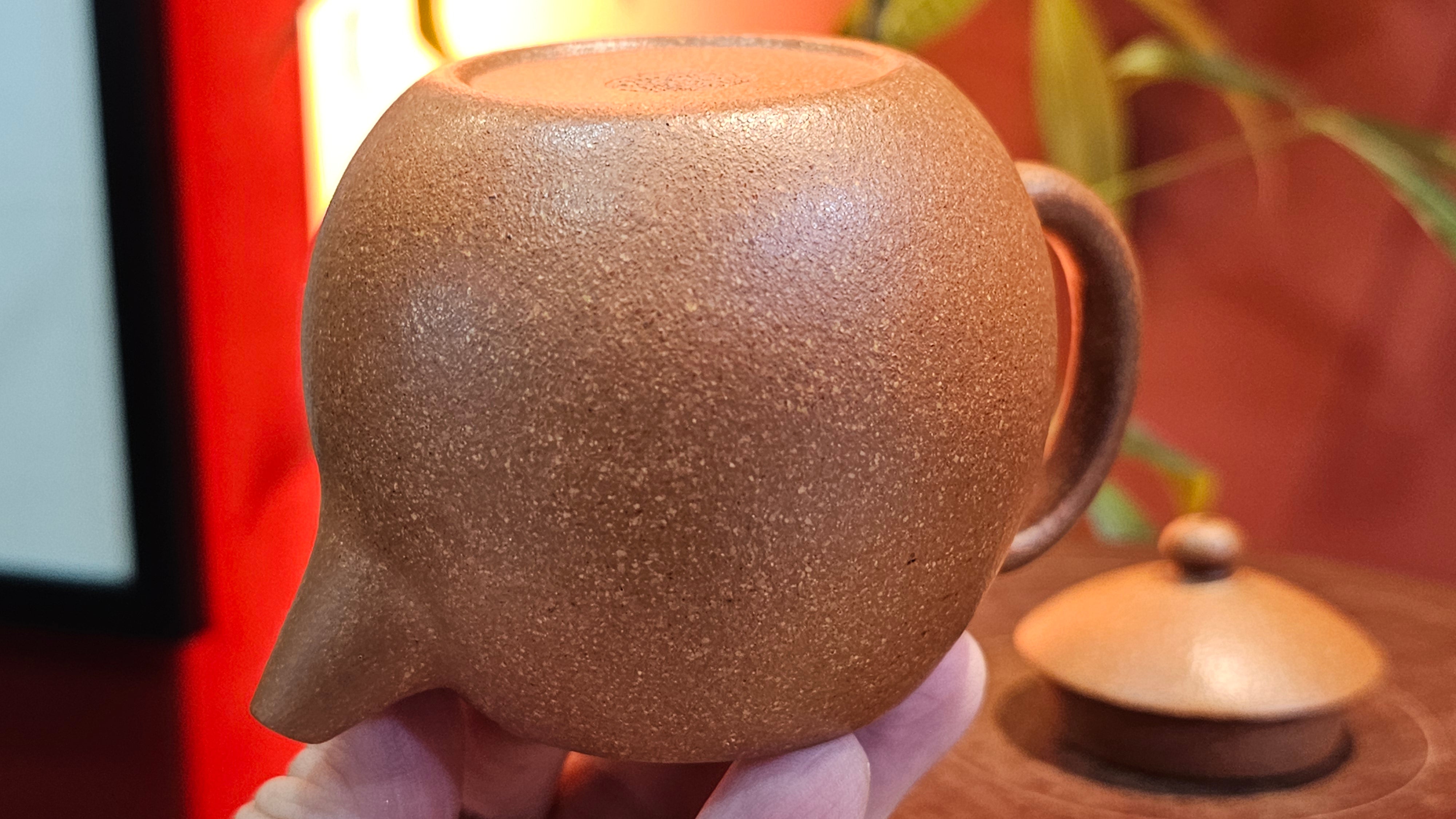 Long Dan 龙蛋 ~"Dragon's Egg", 180.3ml, Huang Jiang Po Ni 黄降坡泥, by our Collaborative Craftsman Chen Hua Jun 陈华军。