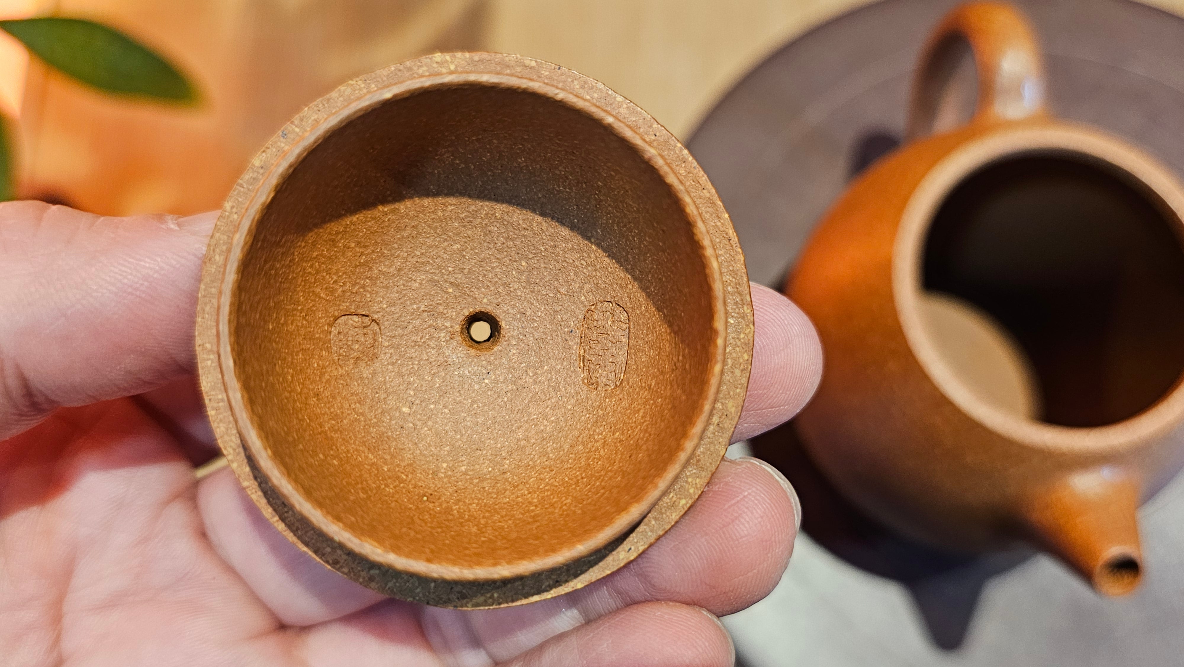 Long Dan 龙蛋 ~"Dragon's Egg", 180.3ml, Huang Jiang Po Ni 黄降坡泥, by our Collaborative Craftsman Chen Hua Jun 陈华军。