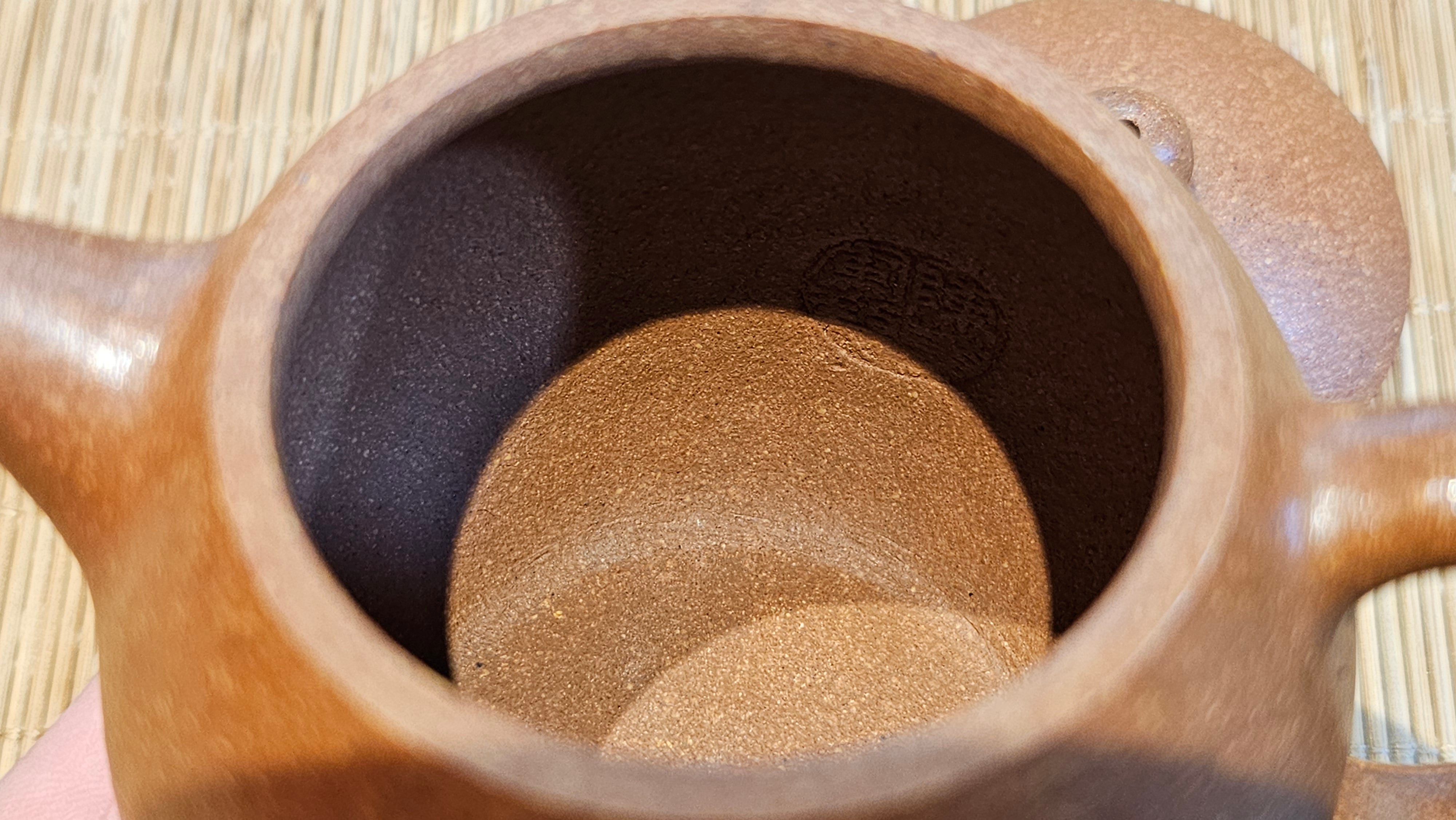 Long Dan 龙蛋 ~"Dragon's Egg", 180.3ml, Huang Jiang Po Ni 黄降坡泥, by our Collaborative Craftsman Chen Hua Jun 陈华军。