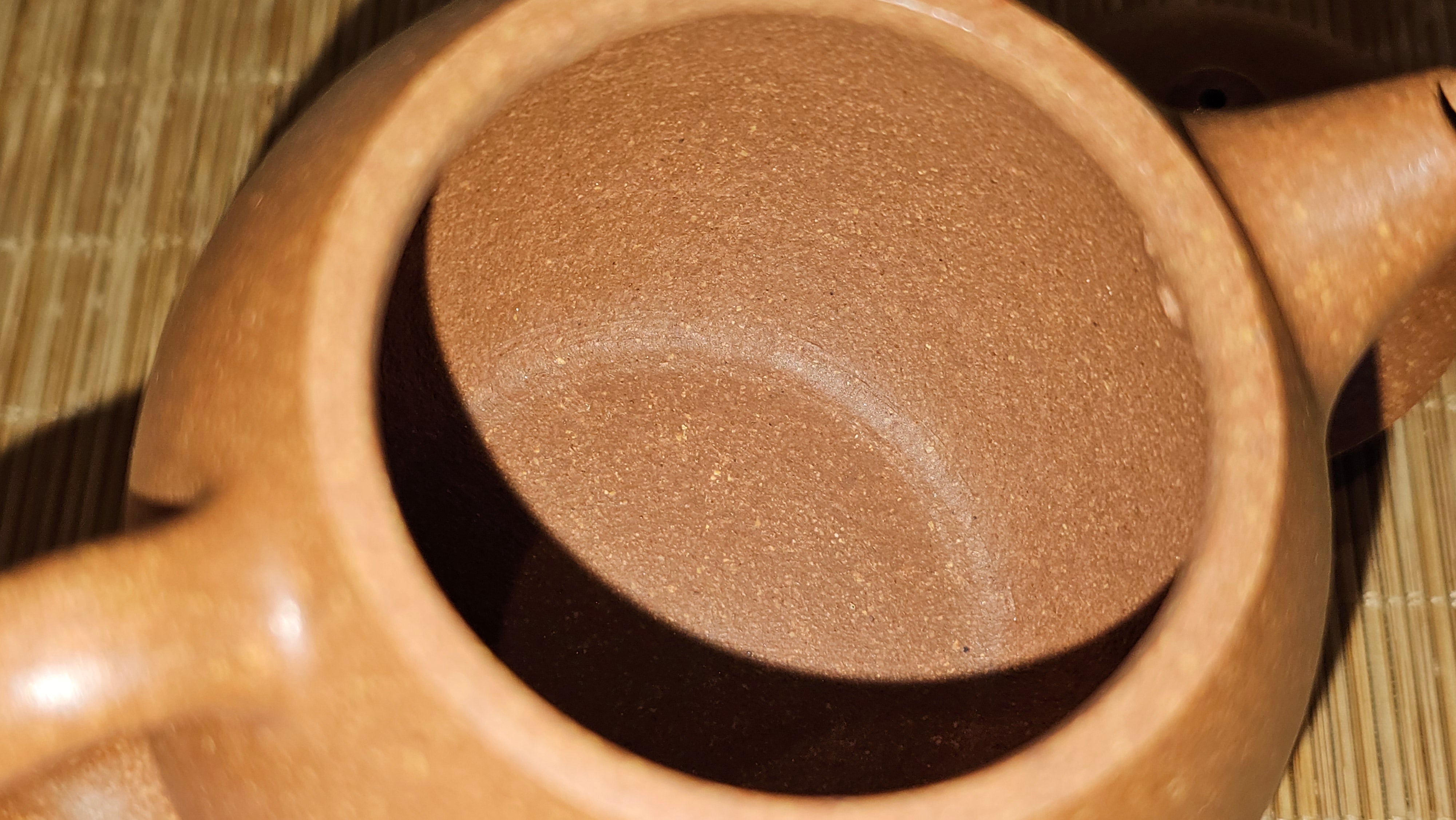 Long Dan 龙蛋 ~"Dragon's Egg", 180.3ml, Huang Jiang Po Ni 黄降坡泥, by our Collaborative Craftsman Chen Hua Jun 陈华军。