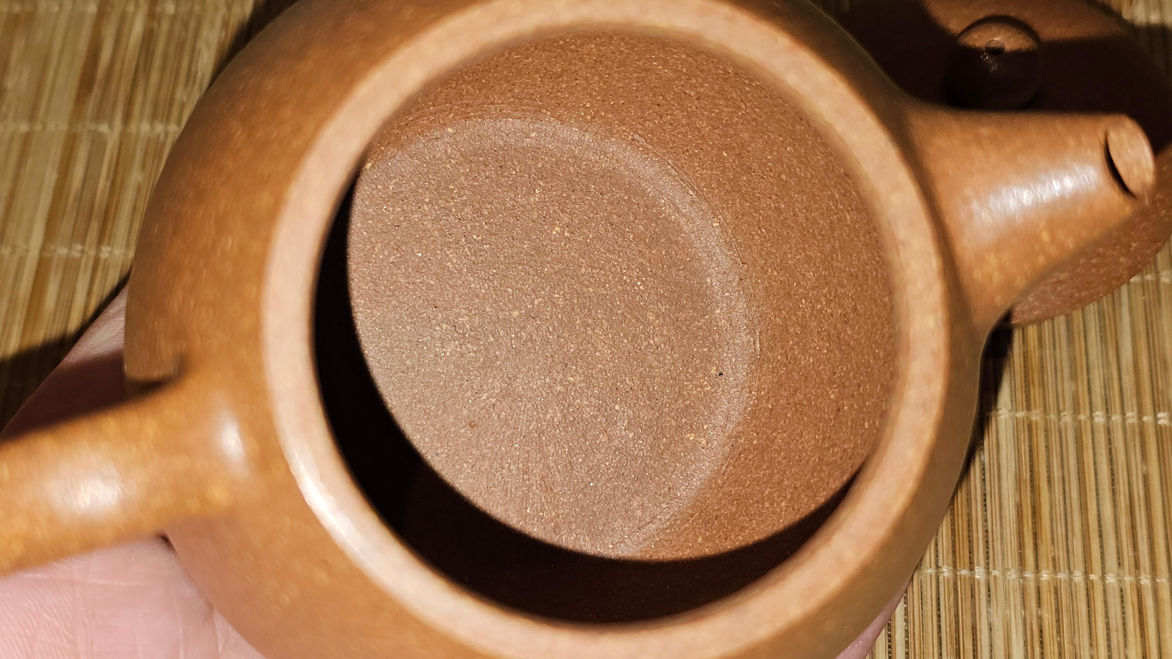 Long Dan 龙蛋 ~"Dragon's Egg", 180.3ml, Huang Jiang Po Ni 黄降坡泥, by our Collaborative Craftsman Chen Hua Jun 陈华军。